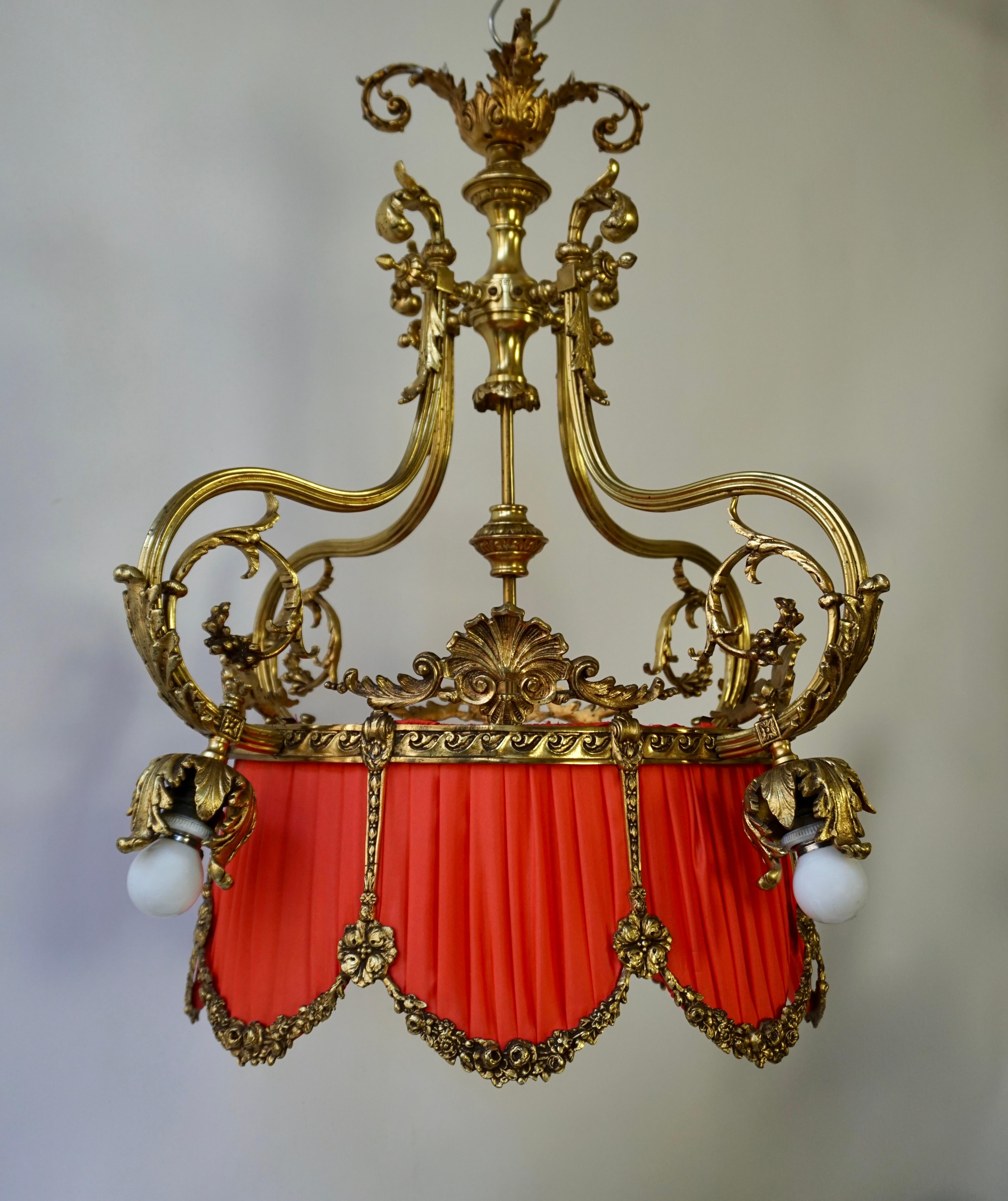 20th Century Beautiful Palatial Bronze Chandelier in the Shape of a Crown For Sale