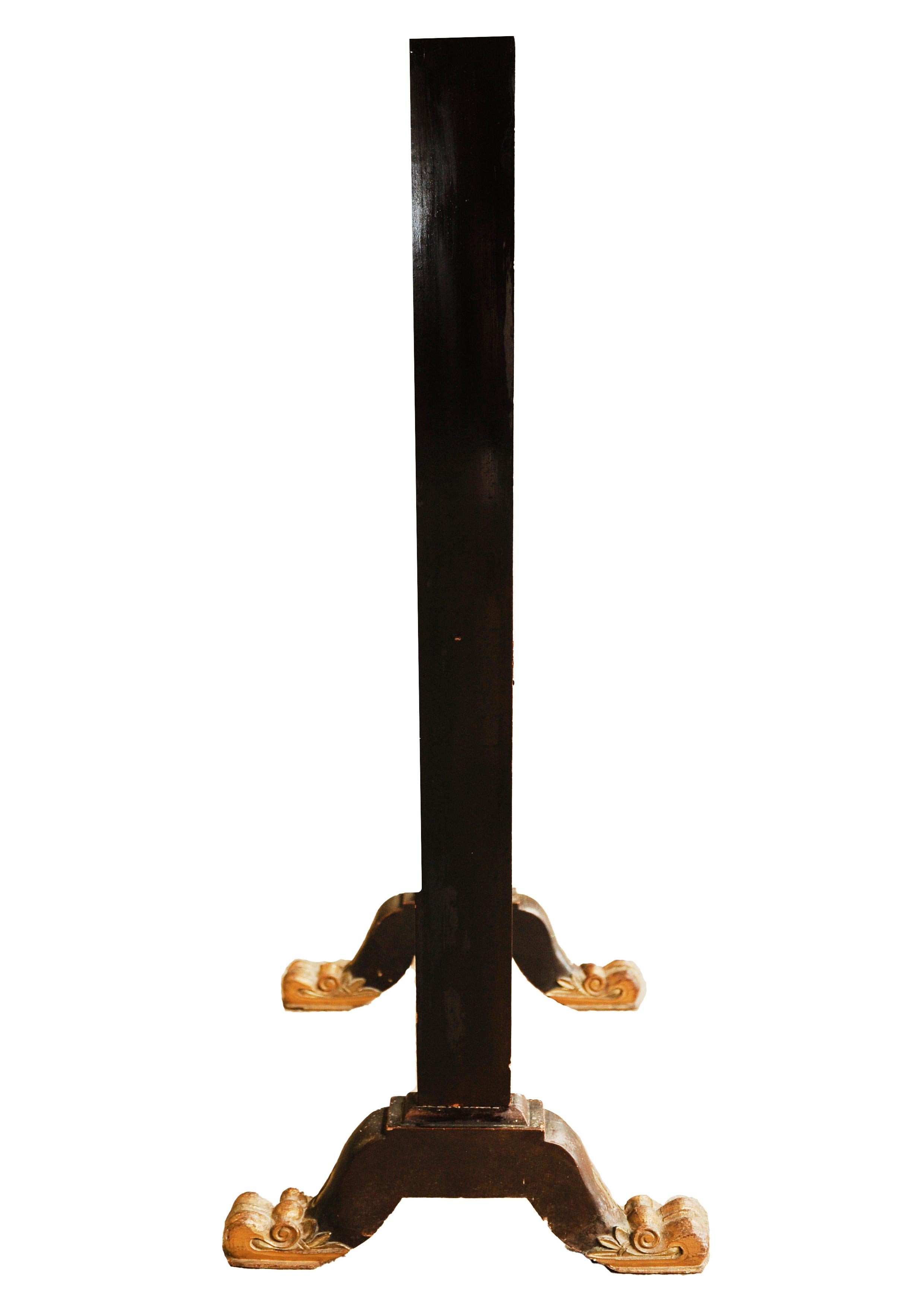 A Beautiful & Rare Napoleon III 19th Century, Chinese Lacquer & Gilt Secretaire For Sale 2