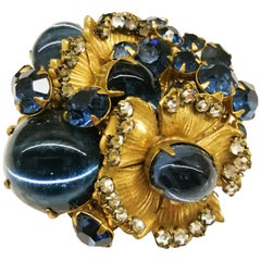 Vintage A beautiful sapphire paste and gilt metal 'cluster' brooch, De Mario, 1950s