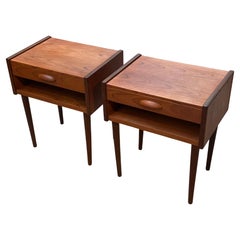 Vintage A beautiful set of Danish Mid century modern teak night stands from the 1960´s