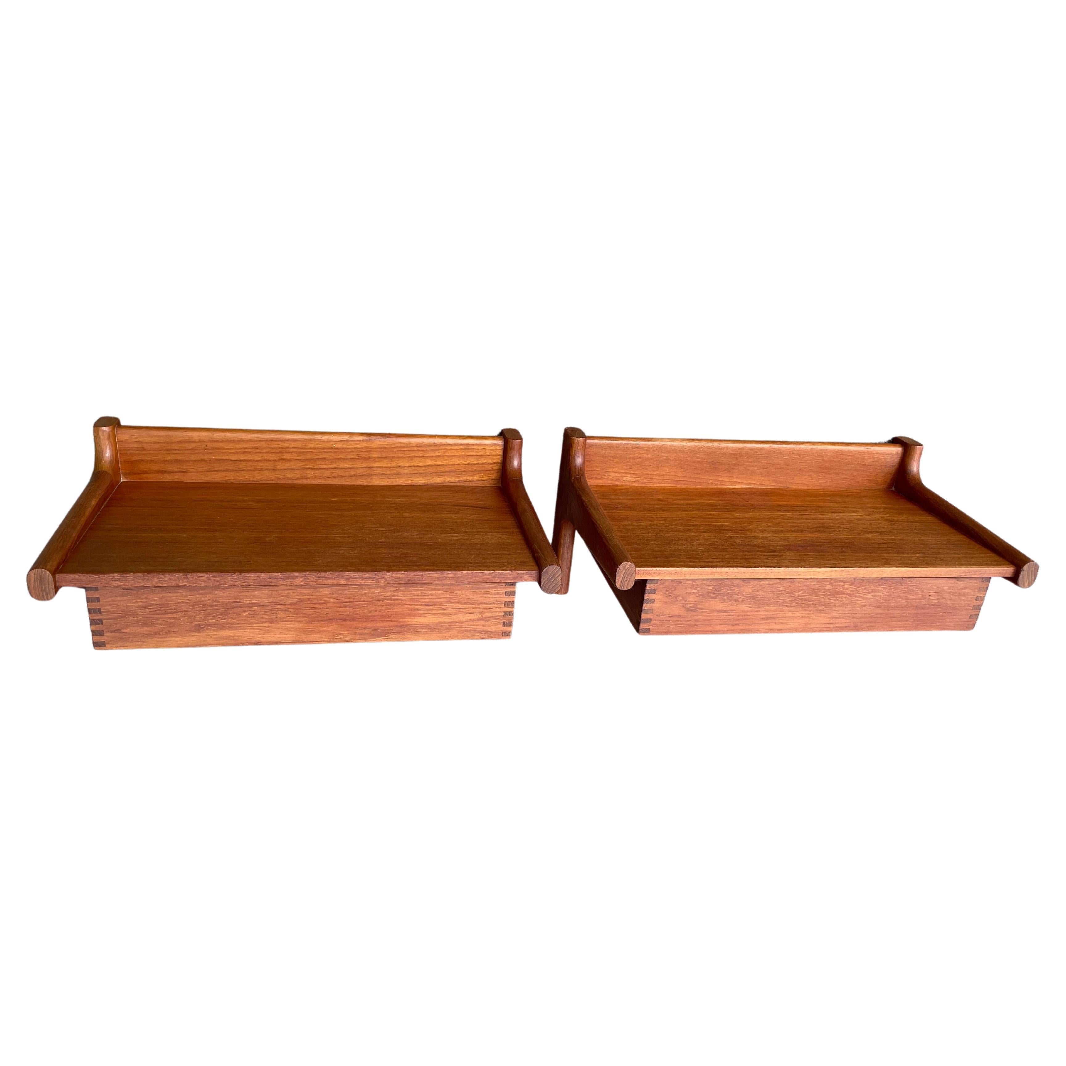 A beautiful set of Kai Kristiansen teak floating nightstands from the 1960´s For Sale