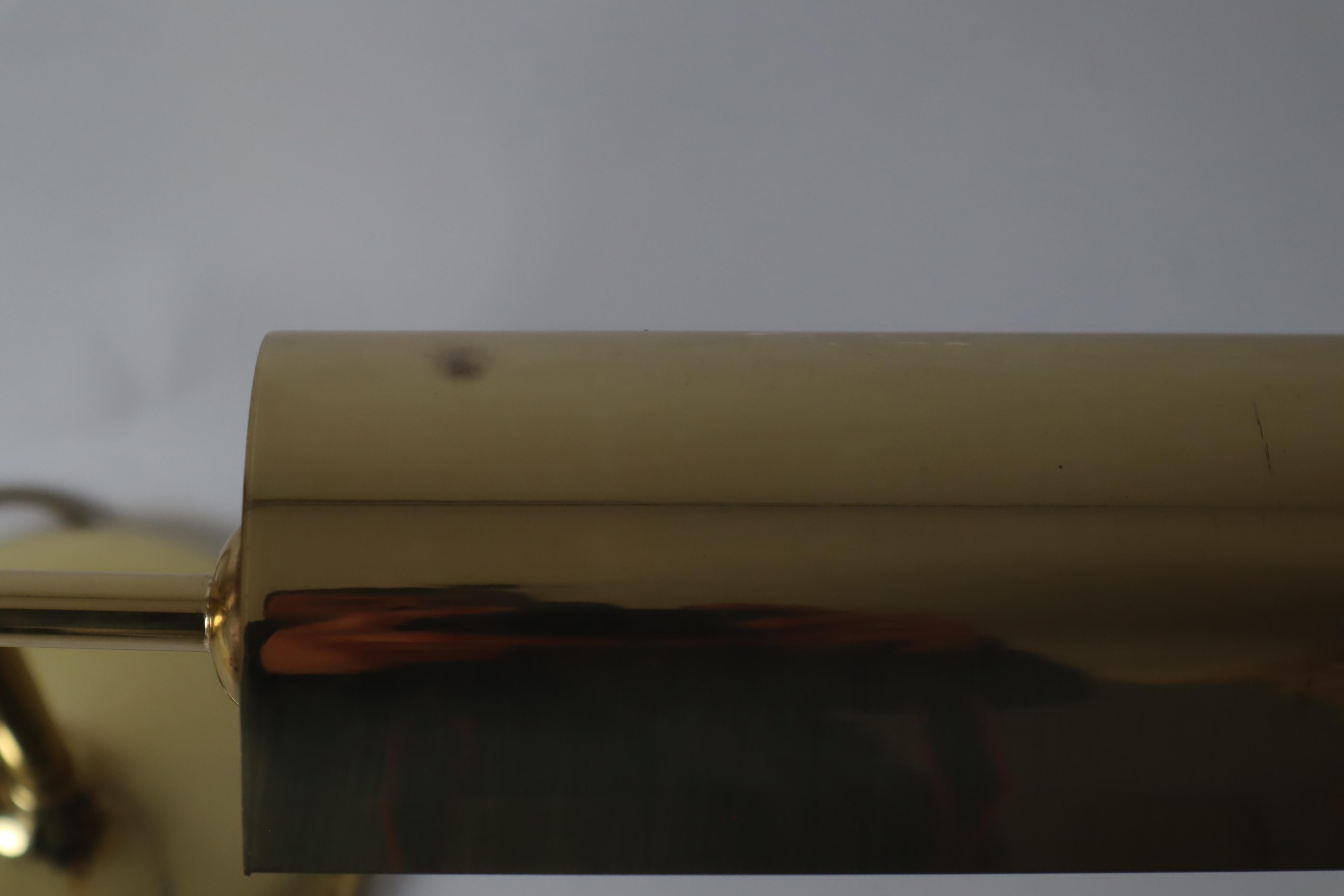 Lámpara de mesa de latón de Florian Schulz, años 70, Alemania. Latón en venta