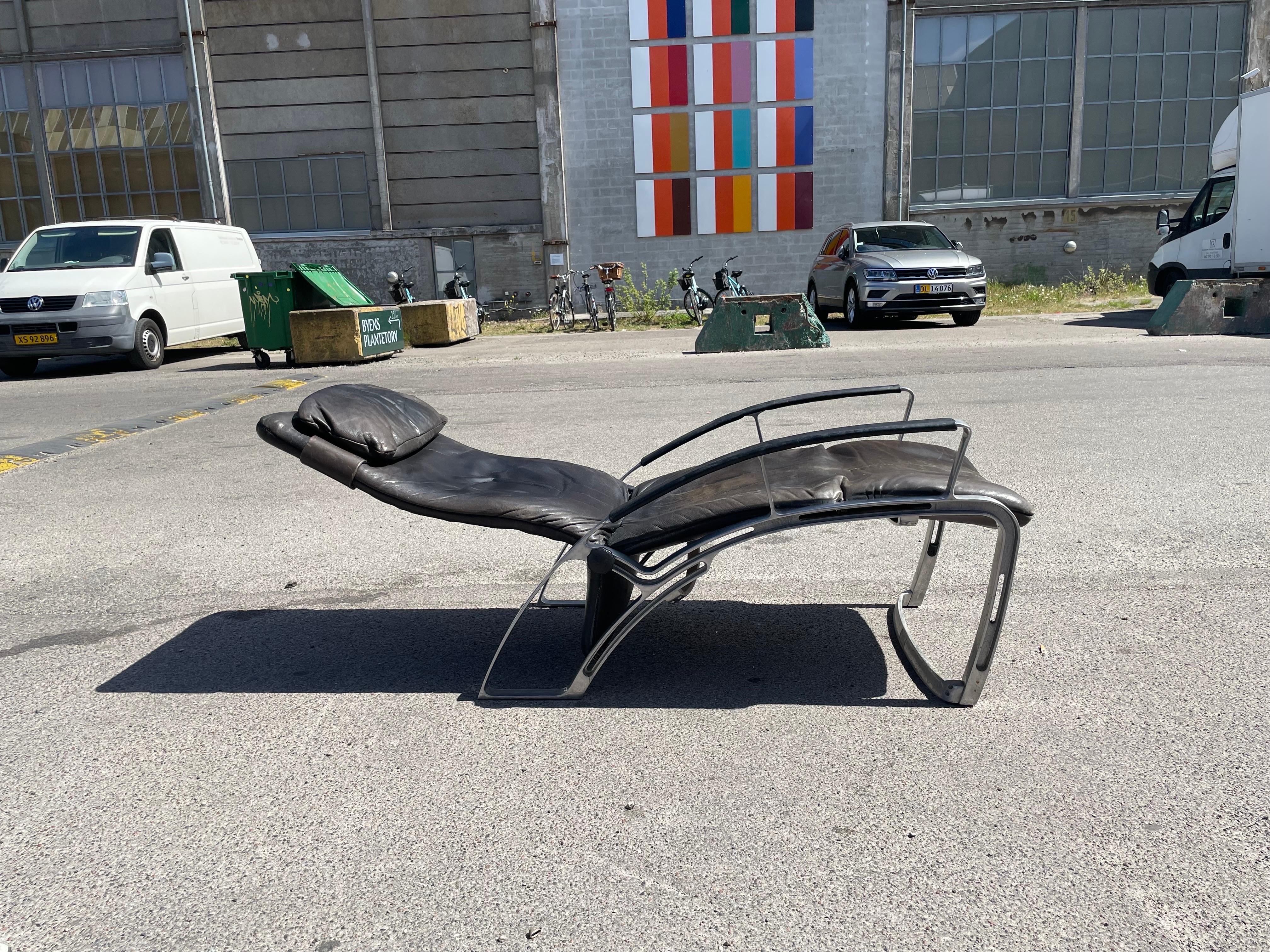 Mid-Century Modern Beautiful Vintage Lounge Chair by Ferdinand A. Porsche for Interprofil 1984 For Sale