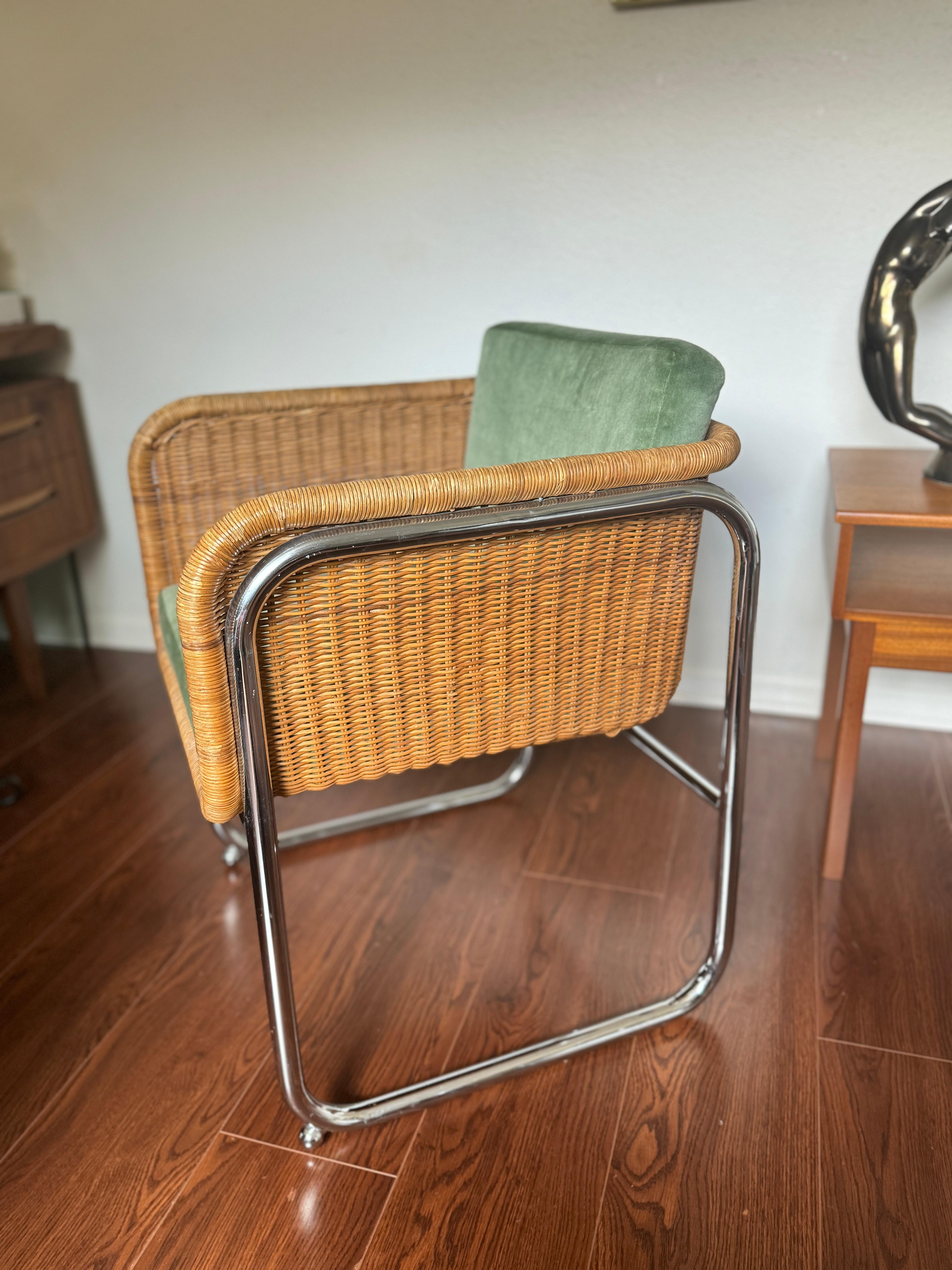 Unknown A beautiful vintage model D43 wicker and chrome cantilever chair