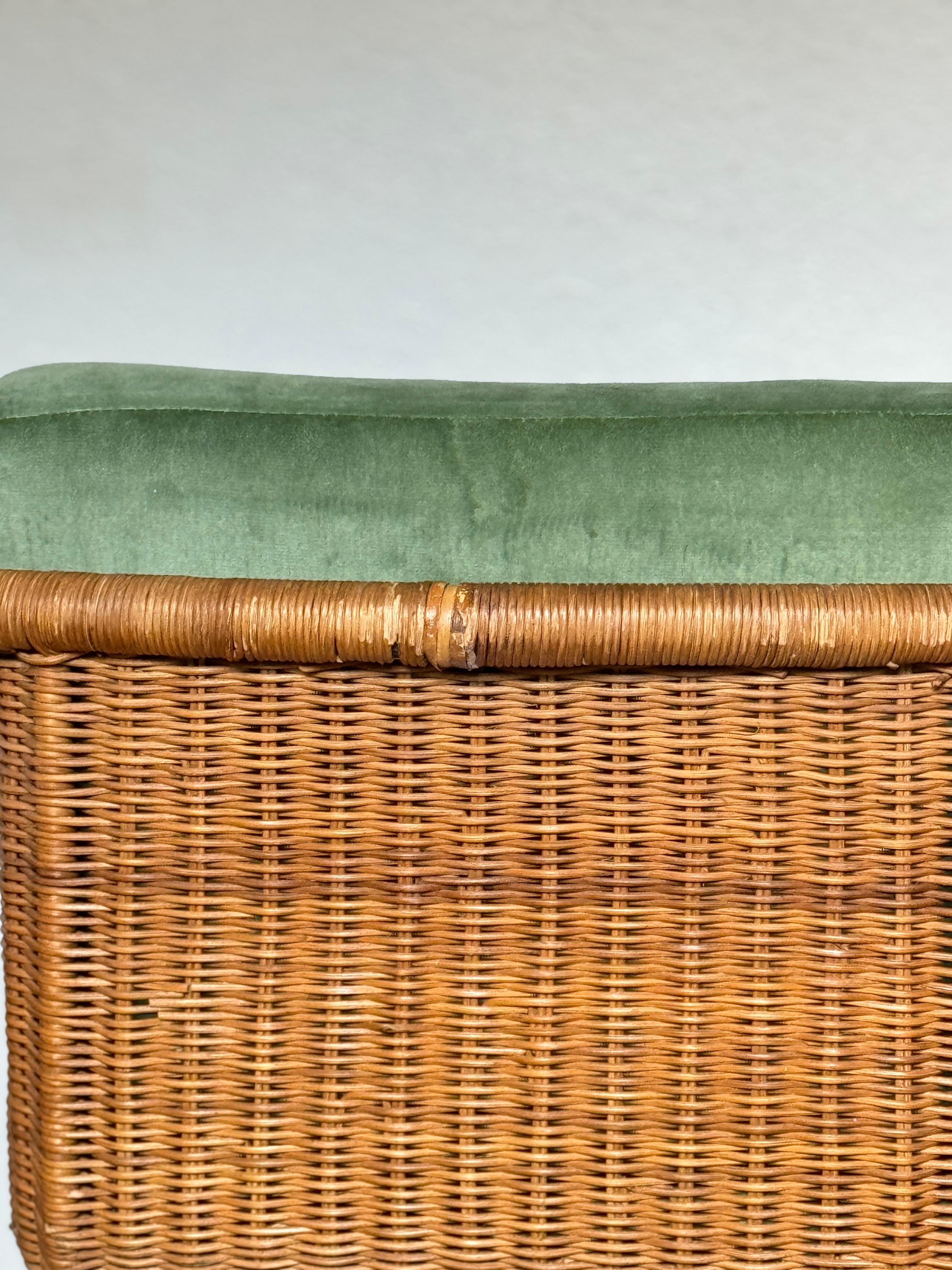 A beautiful vintage model D43 wicker and chrome cantilever chair 2
