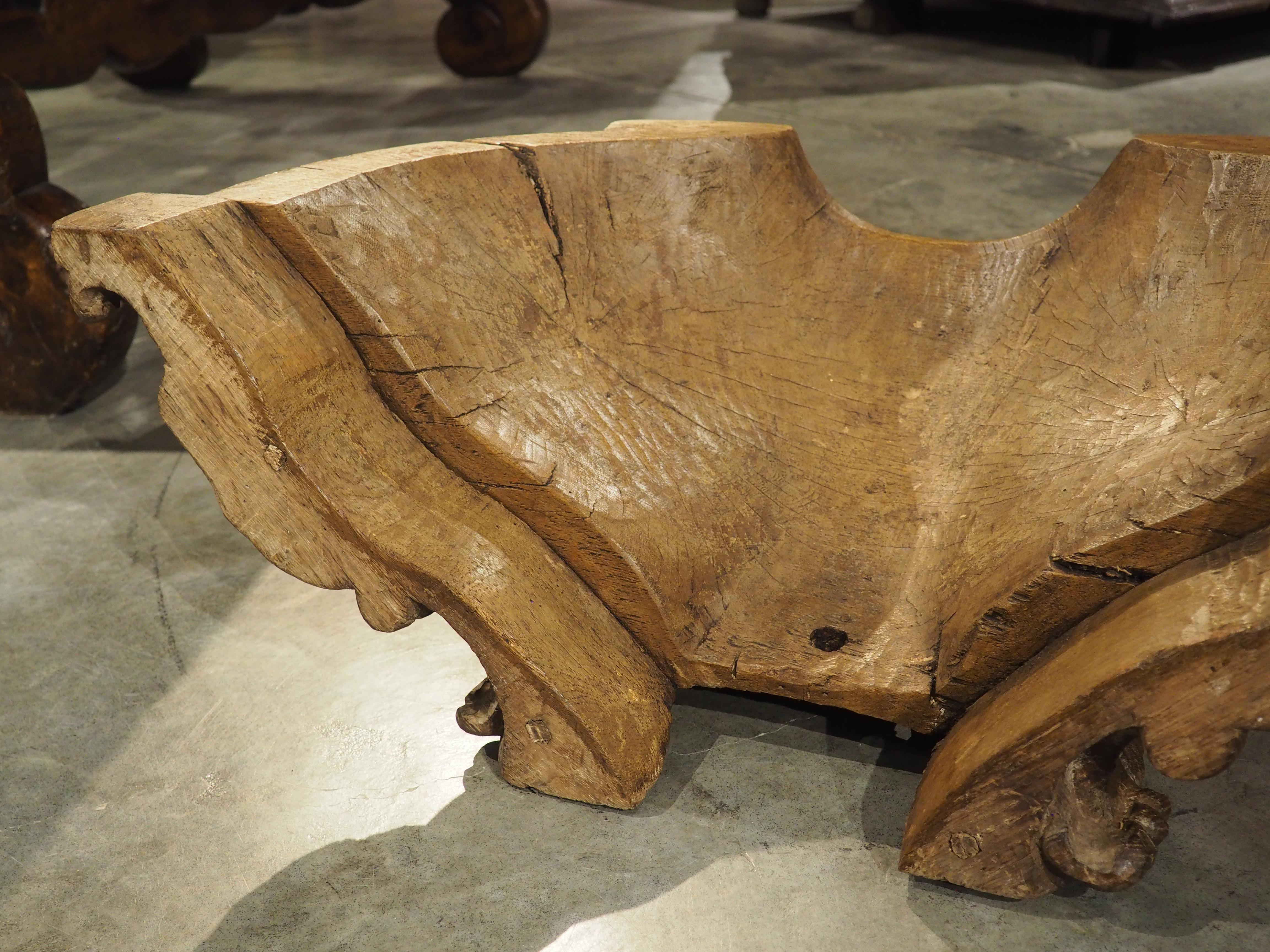 Ein wunderschön geschnitztes CIRCA 1750 Eiche Boiserie Element aus Frankreich im Angebot 2