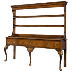 Beautifully Figured Late 19th Century Queen Anne Style Oak Dresser and Rack