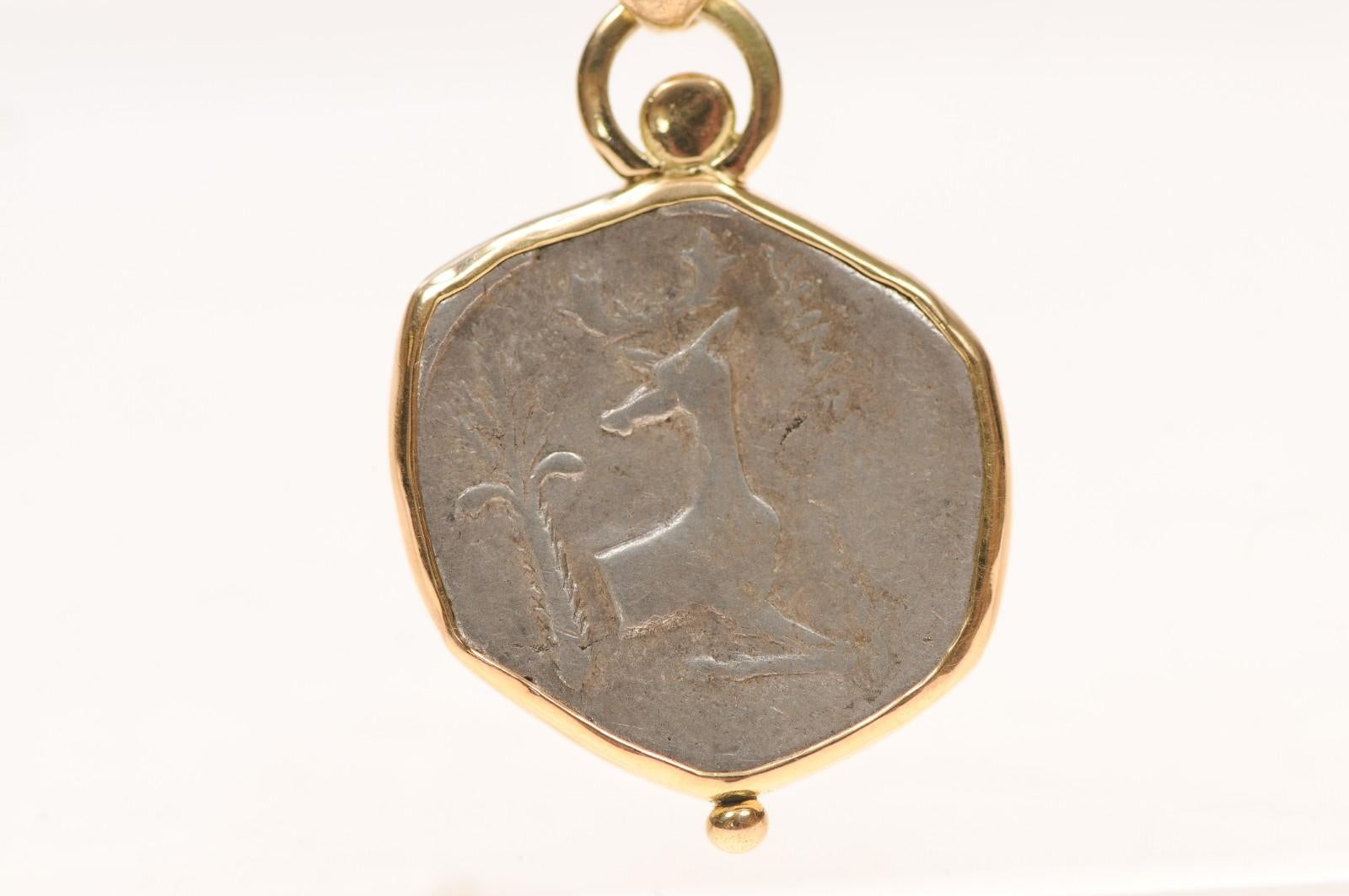 Ciondolo con ape e diamante [moneta] in oro 18 carati (solo il ciondolo) in vendita 3