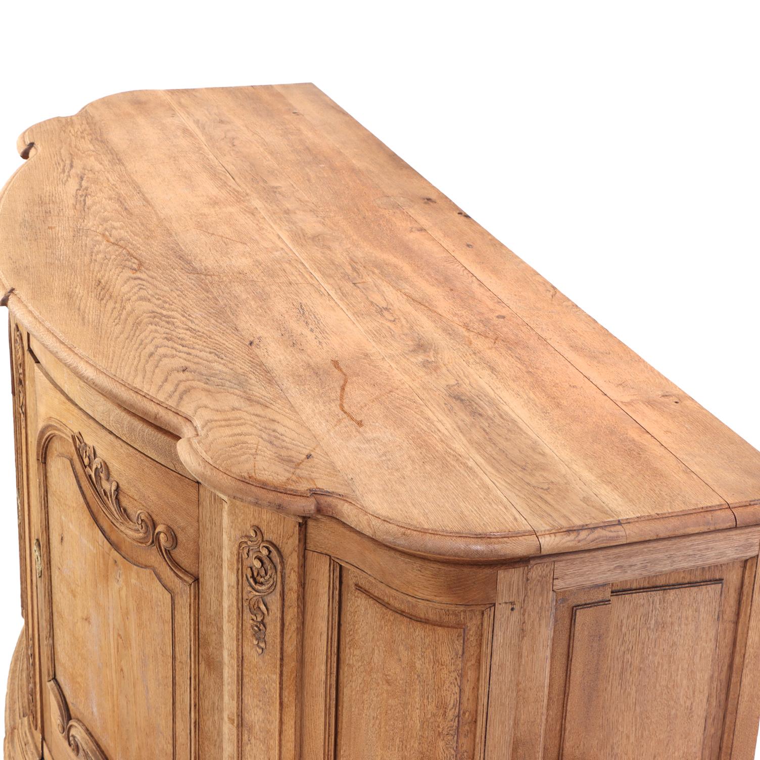 A Belgian Oak Bowfront Buffet / Sideboard, C. 1900. For Sale 1
