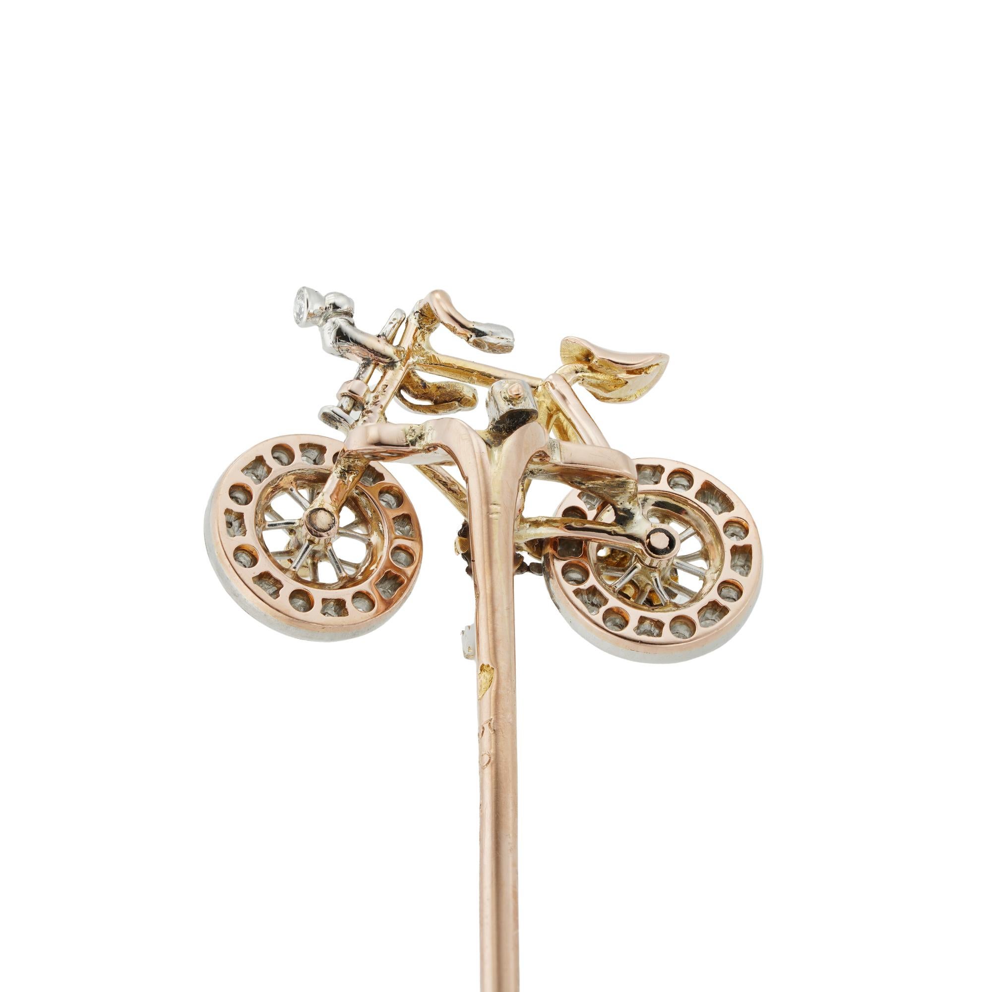 Taglio a rosa Una spilla da bicicletta della Belle Epoque in vendita