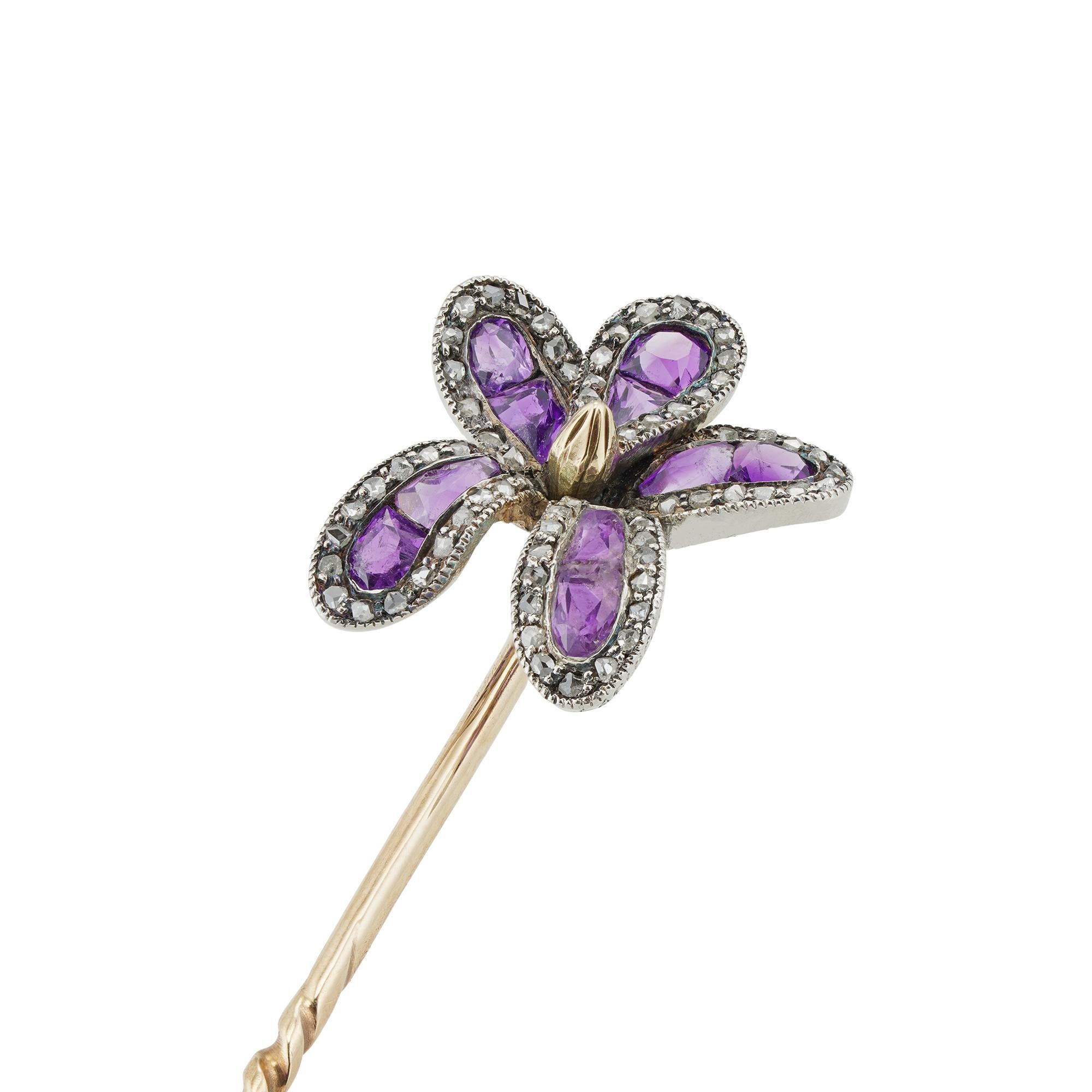 A Belle Époque Iris Stickpin By Lacloche In Good Condition For Sale In London, GB
