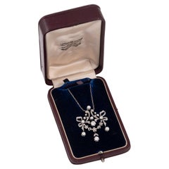 Ciondolo in platino e diamanti antichi della Belle Époque