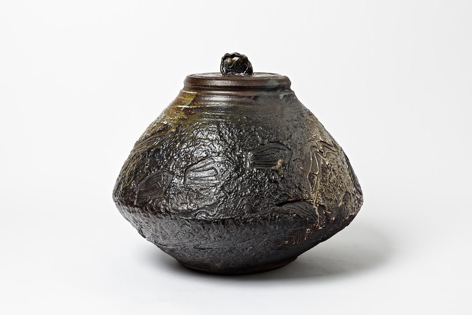 French Big Ceramic Covered Jar by Alain Gaudebert, Vers 1990 For Sale