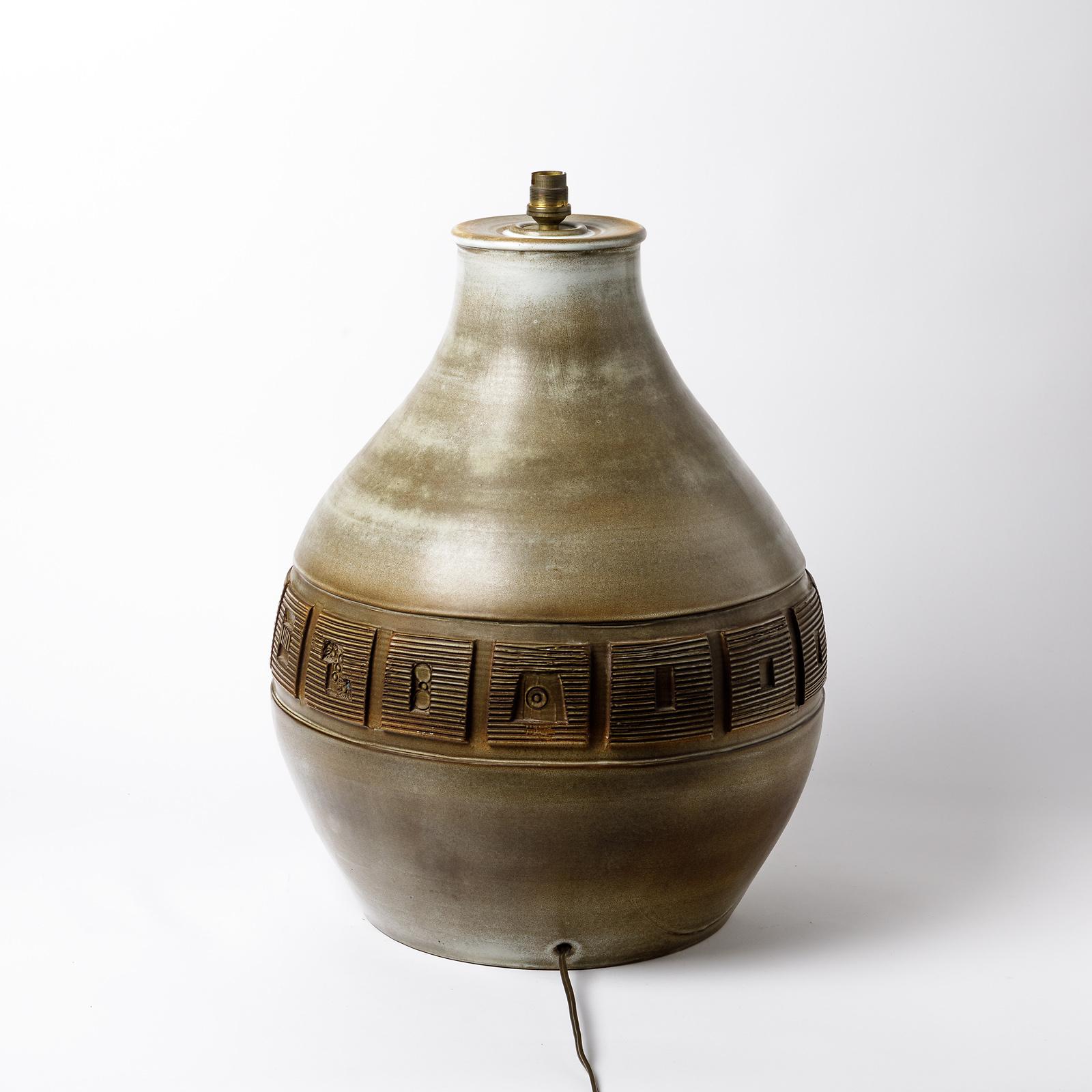 Große Keramik-Tischlampe von Huguette Bessone zu Vallauris, ca. 1960-1970 (Beaux Arts) im Angebot