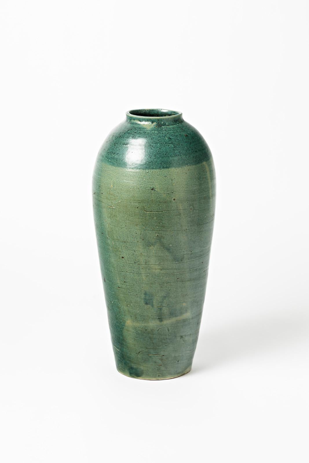 Vase en céramique de Lucien Arnaud à décor de glaçure.
Signé sous la base 