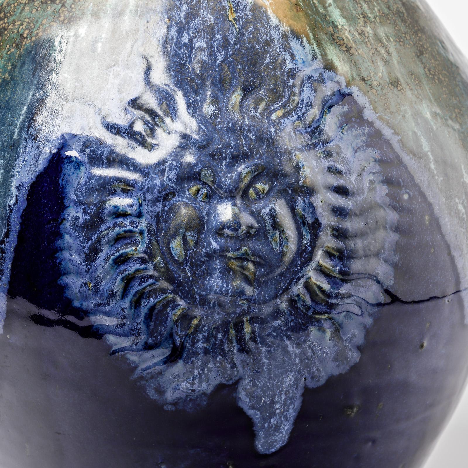20ième siècle Grand vase en céramique à décor de glaçures bleues de Lucien Arnaud, vers 1920 en vente