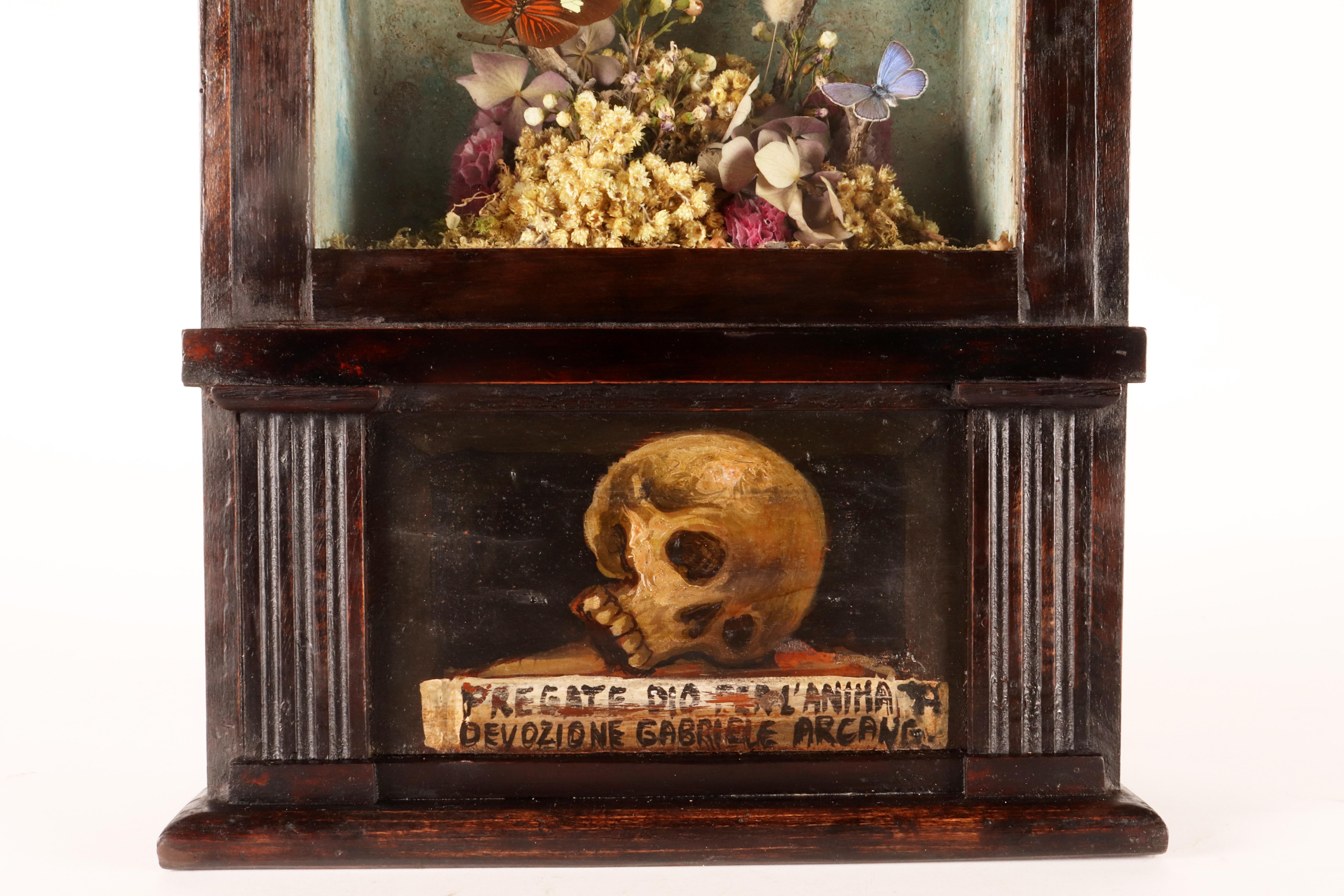 A big diorama with butterflies and flowers with a Memento Mori Italy 1850. For Sale 3