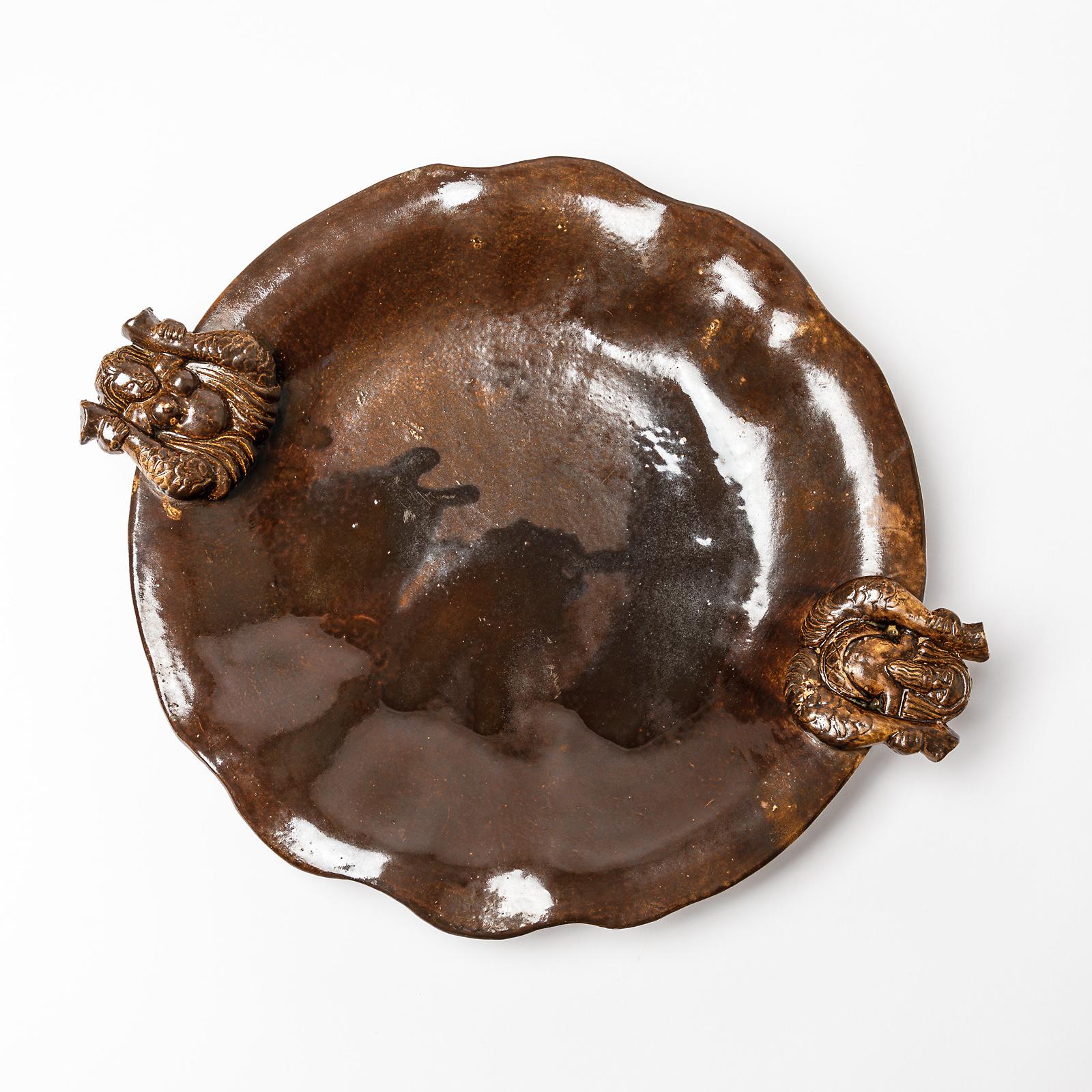Beaux Arts Big Dish in the Style of Guidette Carbonell, circa 1940-1950 For Sale