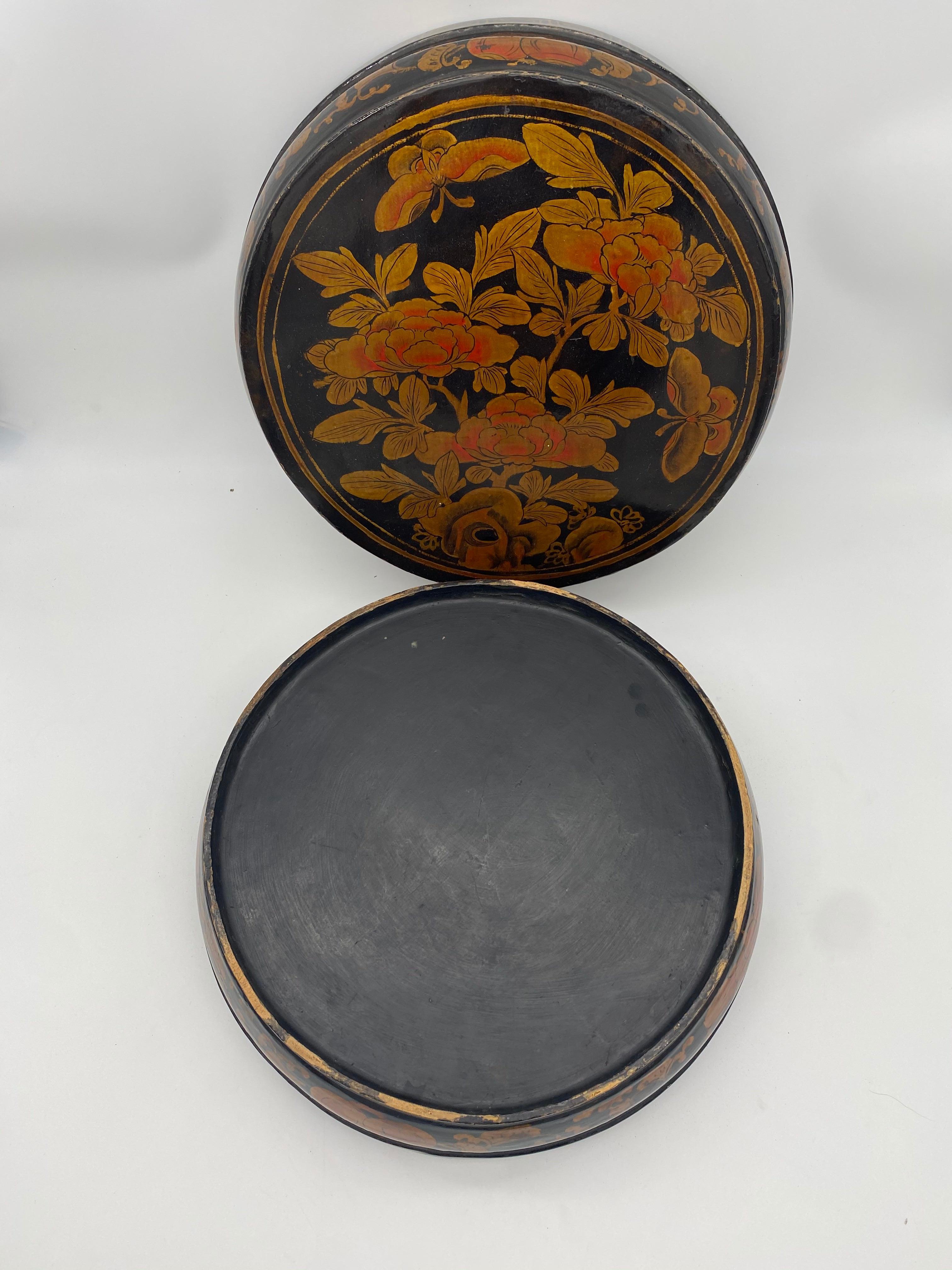 Big Golden Black Lacquer Chinese Box 3