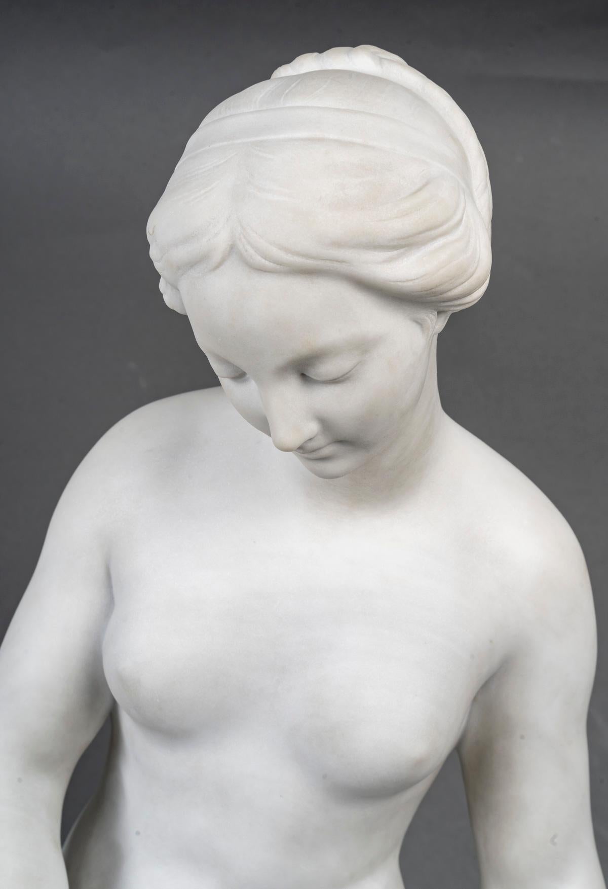 Francese Una grande scultura in marmo bianco di Carrara, periodo Napoleone III. in vendita