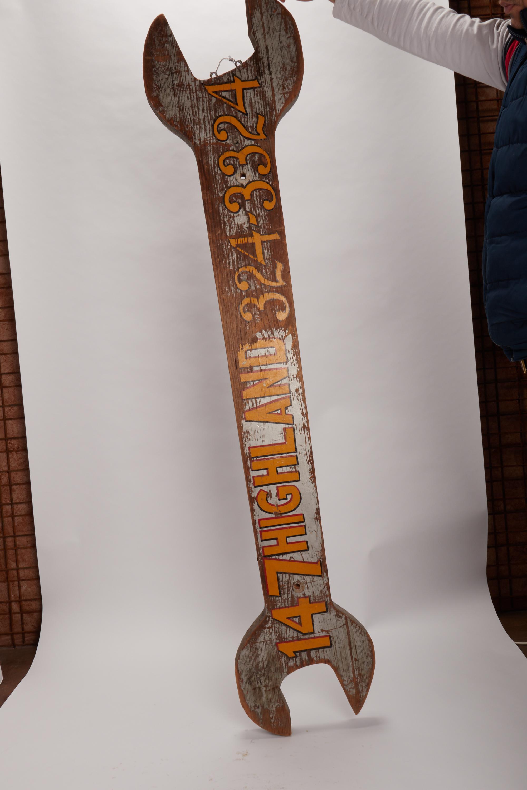Big Wooden Wrench, a Trade Sign, USA 1930 For Sale 2