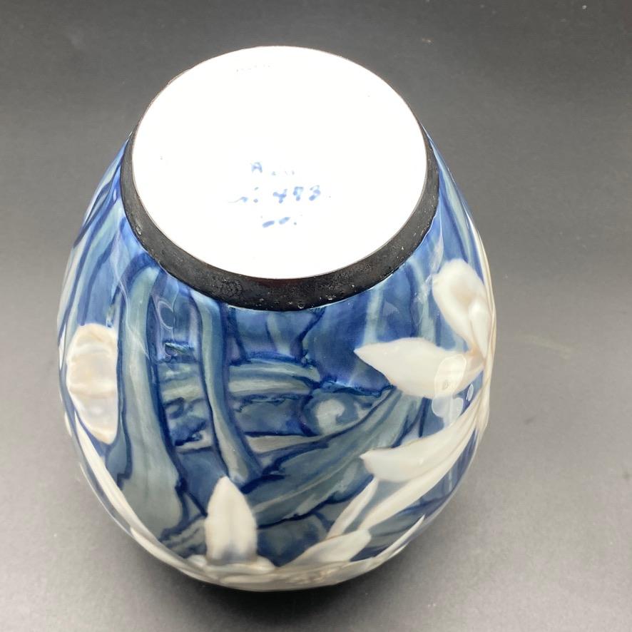 A Bing and Grudhal Art Deco porcelain Vase  6