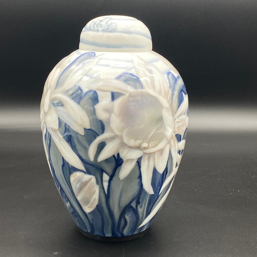 Danish A Bing and Grudhal Art Deco porcelain Vase 