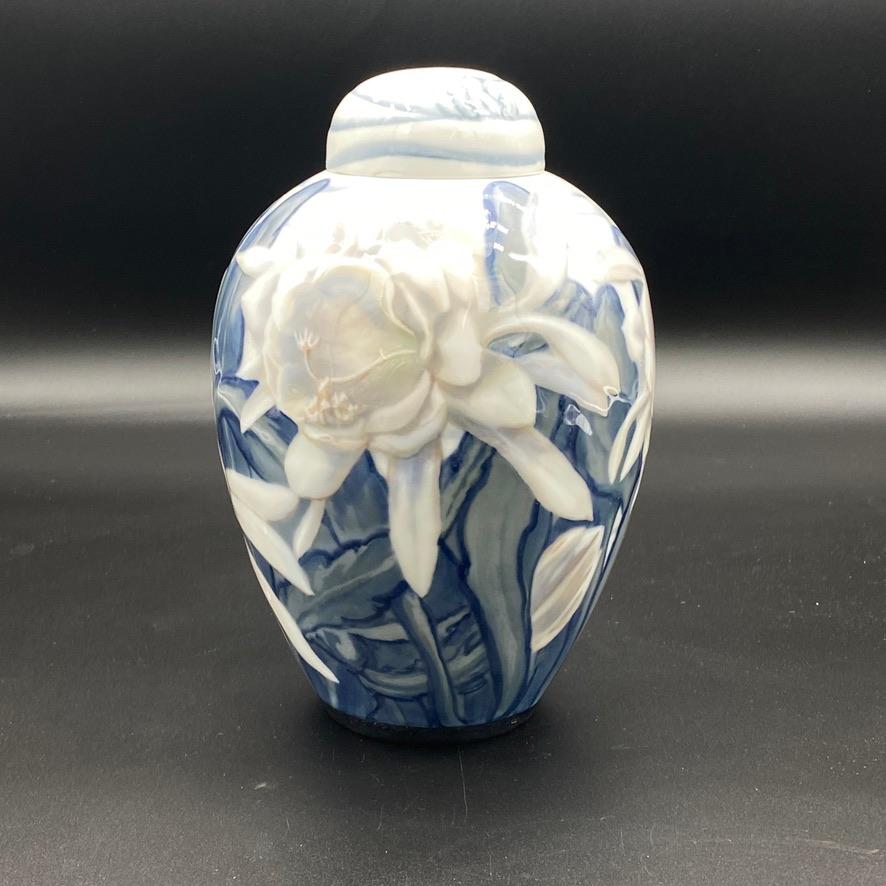 Glazed A Bing and Grudhal Art Deco porcelain Vase 