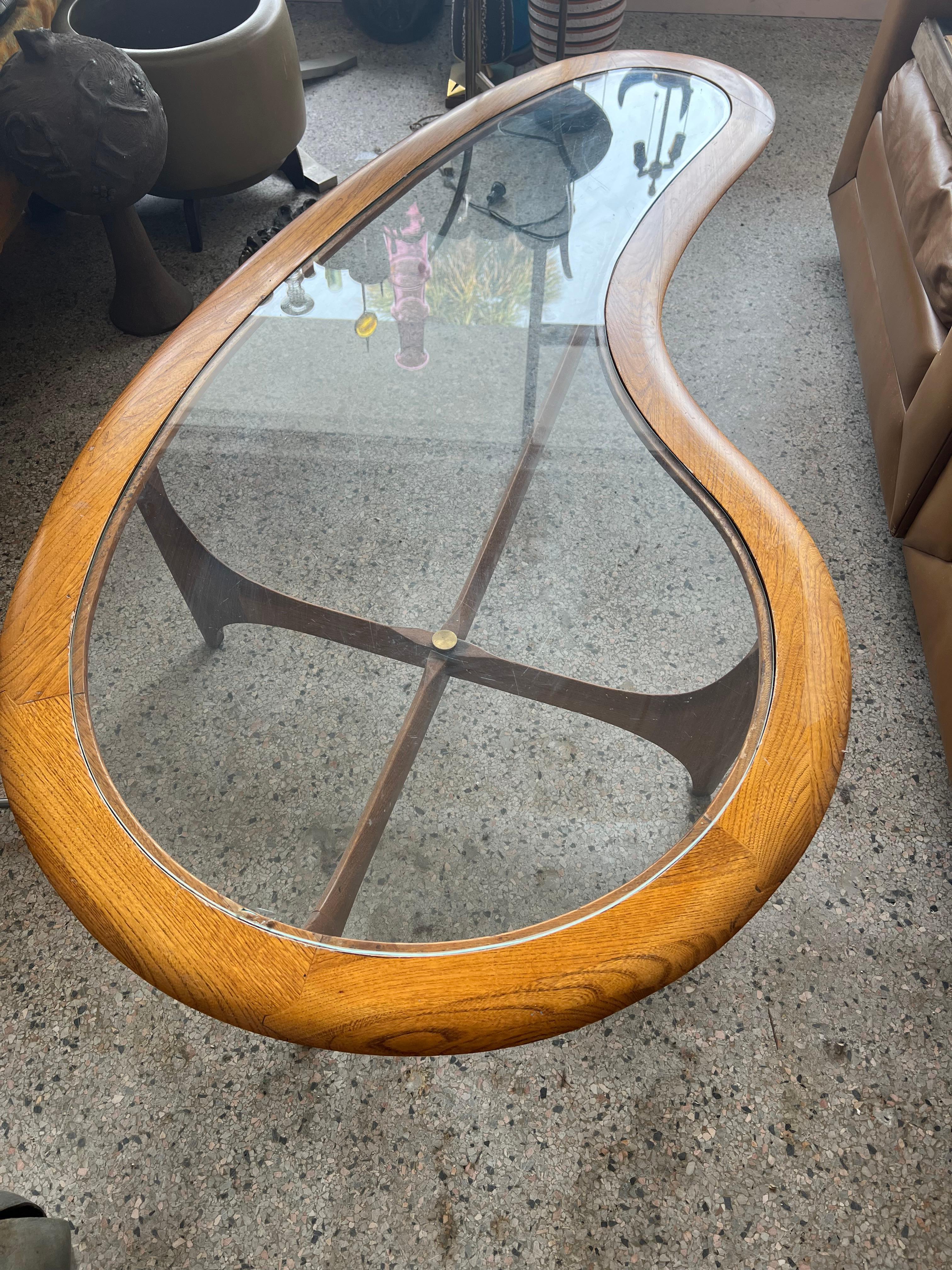Mid-Century Modern Table basse biomorphique de Lane  1960's en vente