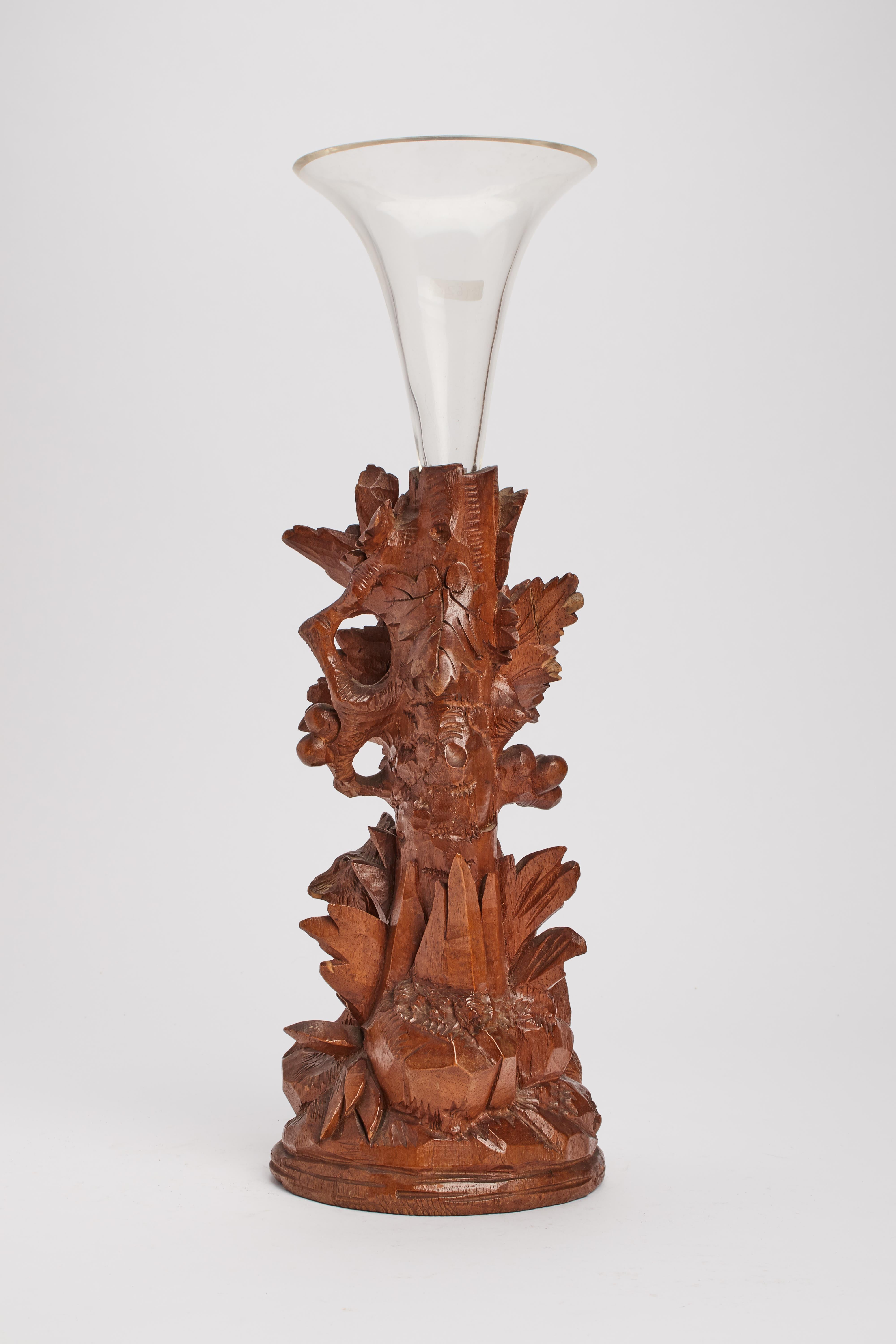 A black forrest wooden sculpture with fox and bird, with a vase, Germany 1880 For Sale 1