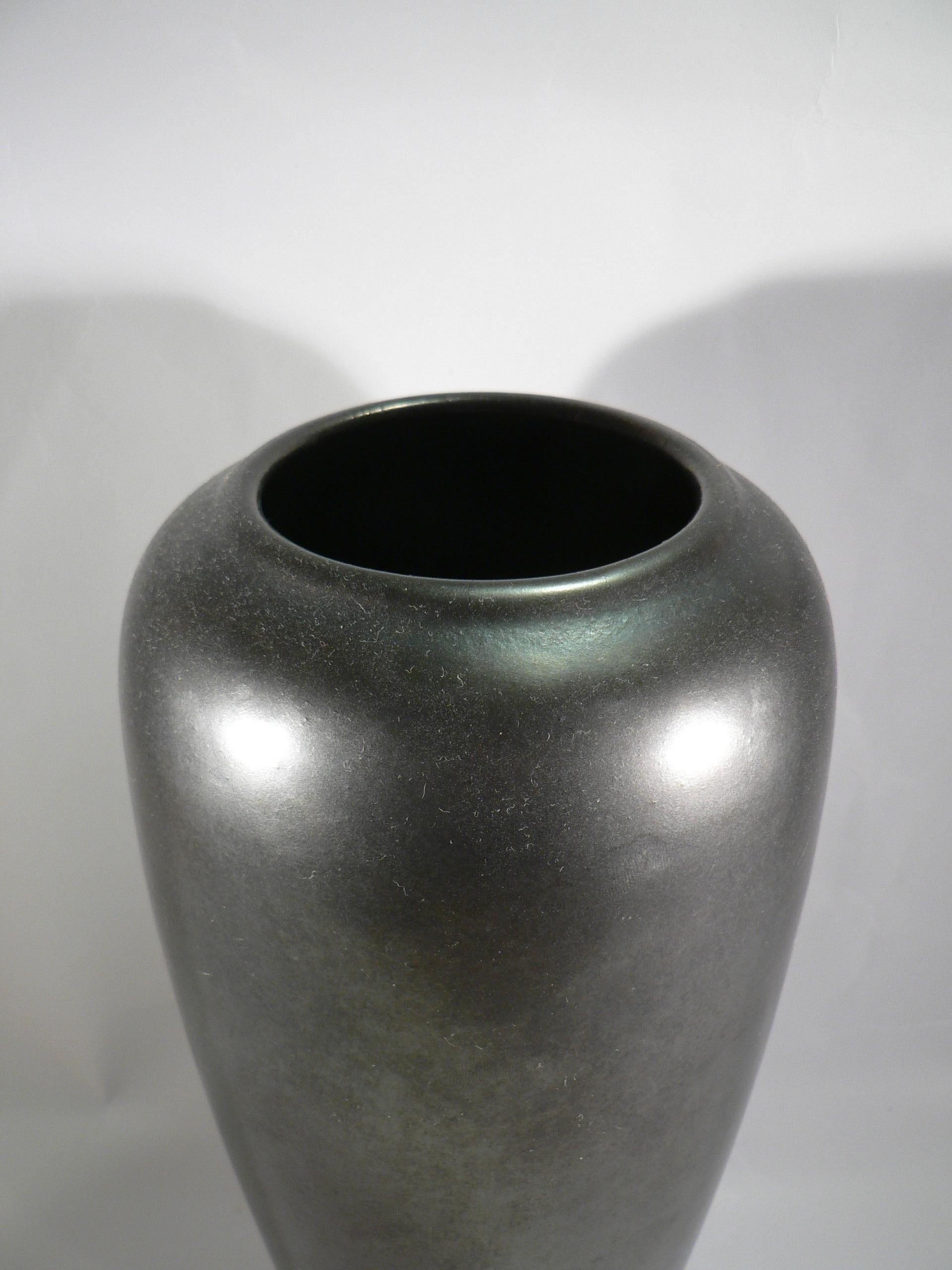 Late 20th Century A black glazed ceramic vase from the 1970s.  For Sale