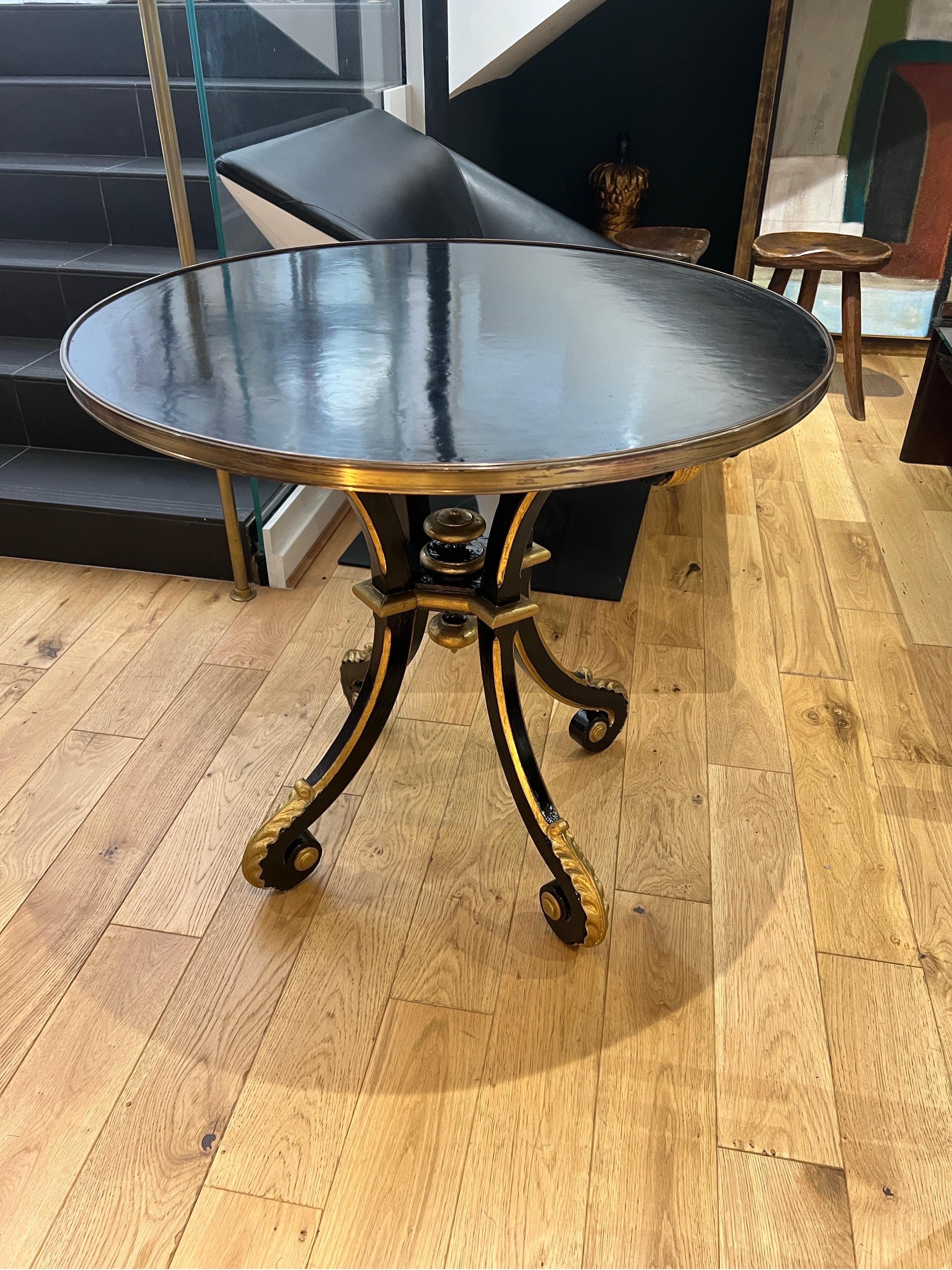 French A Black lacquer and gold guéridon att. Maison Jansen  For Sale