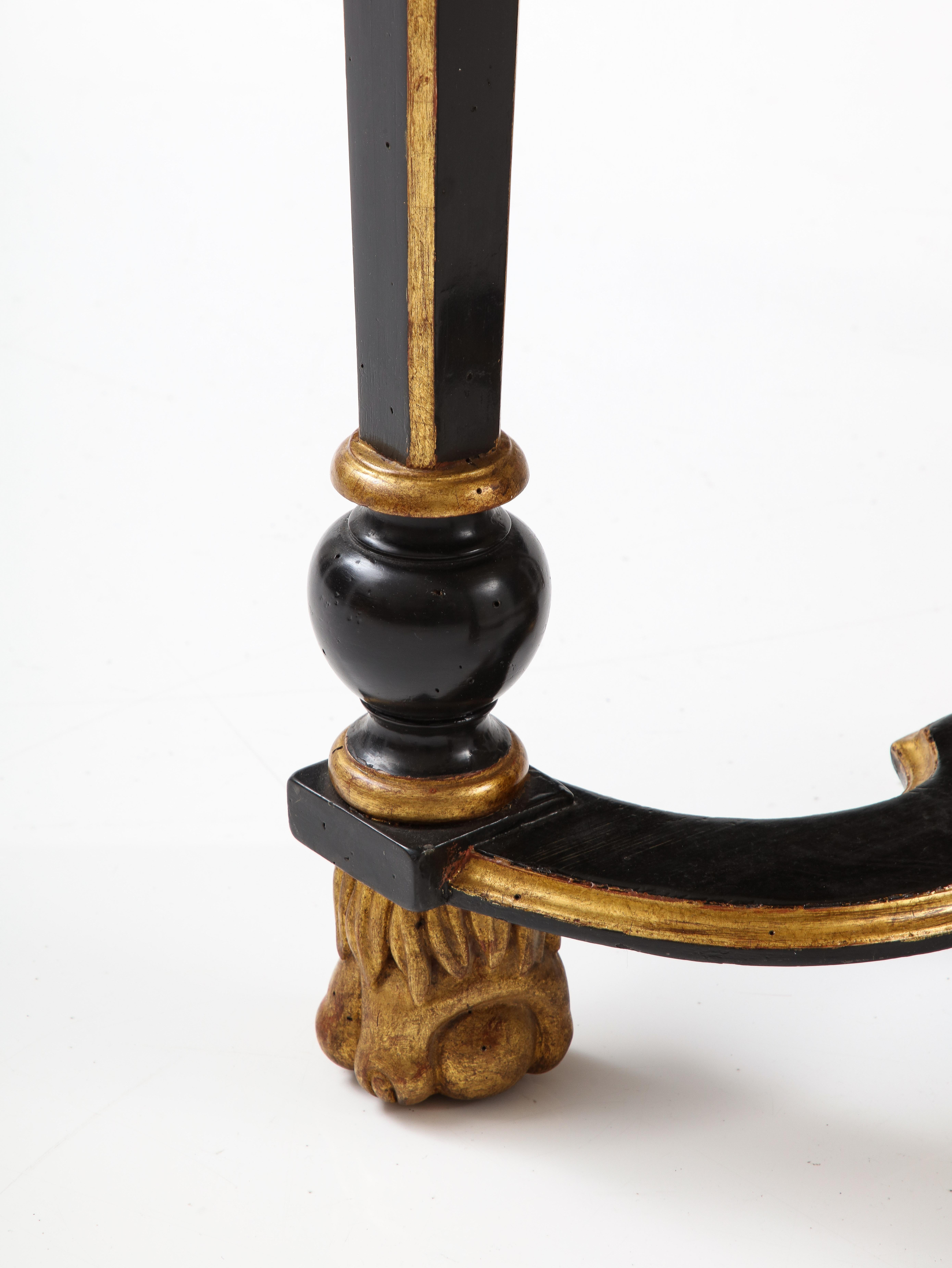 Black Lacquered and Giltwood Table For Sale 7