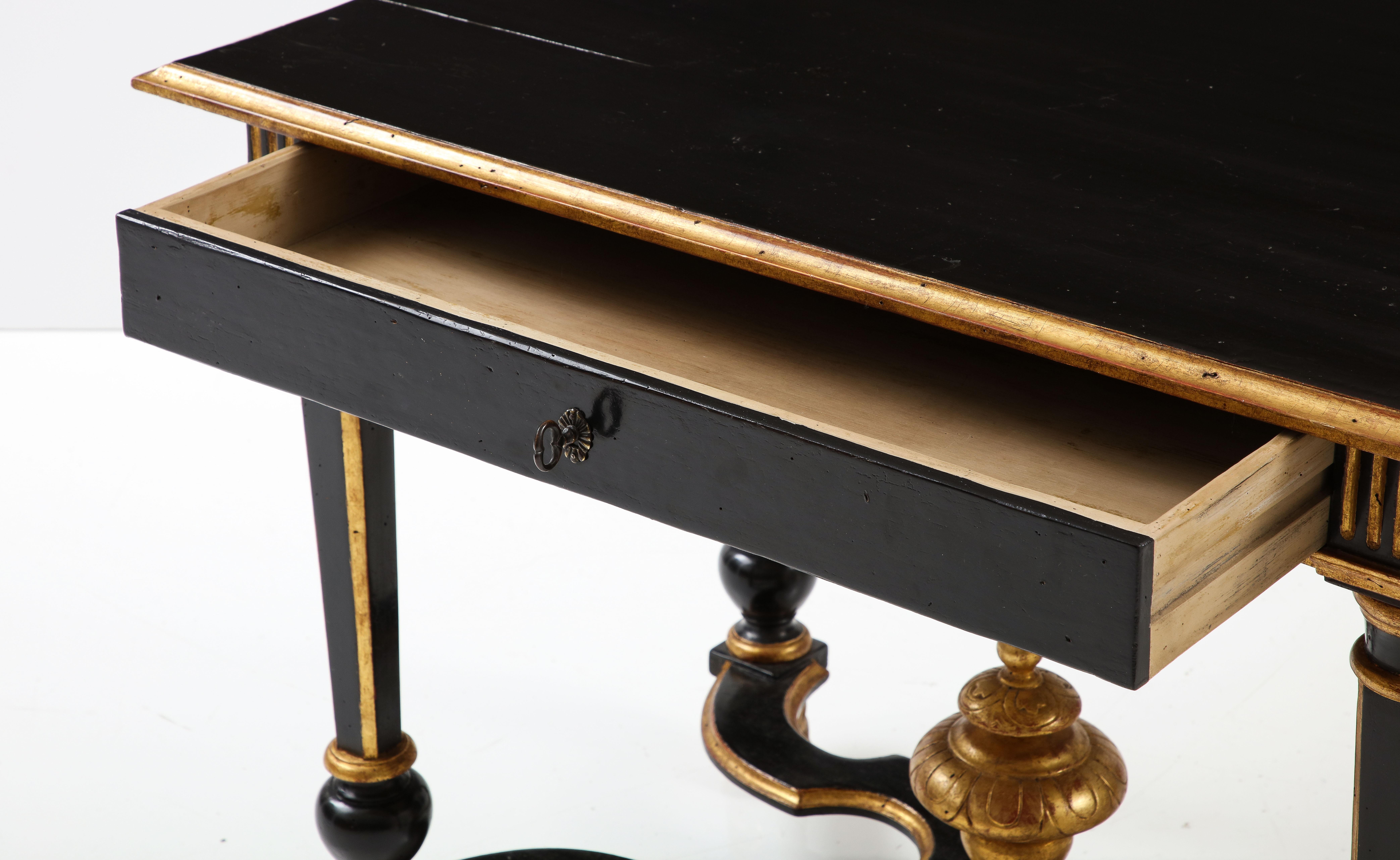 Black Lacquered and Giltwood Table For Sale 2