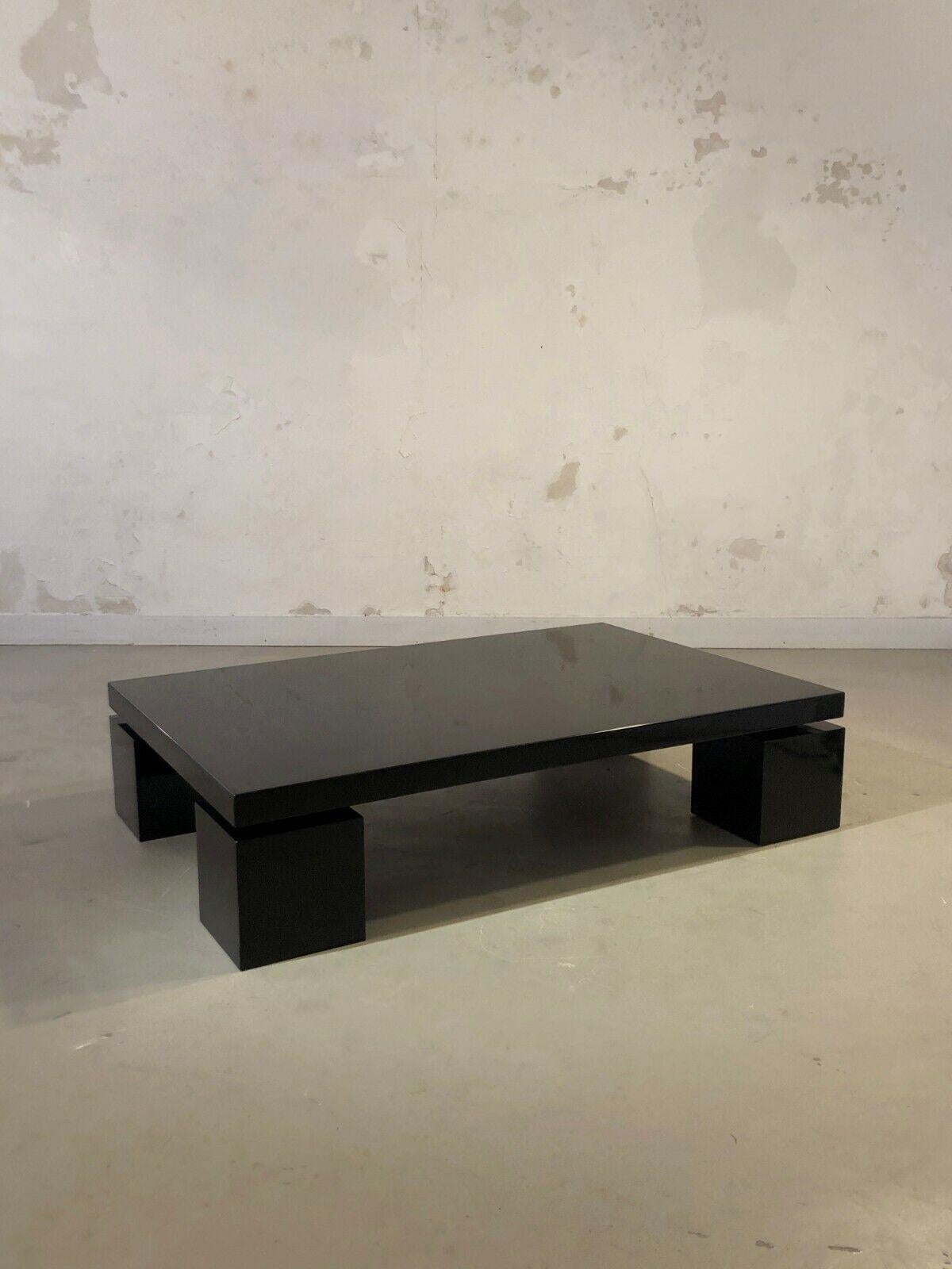 Post-Modern A POST-MODERN Lacquered COFFEE TABLE by WILLY RIZZO, ed. CIDUE, Italy, 1970 For Sale
