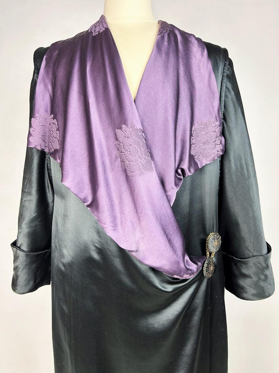 Manteau de cérémonie en satin noir signé Ville de Lyon - France Circa 1900 Bon état à Toulon, FR
