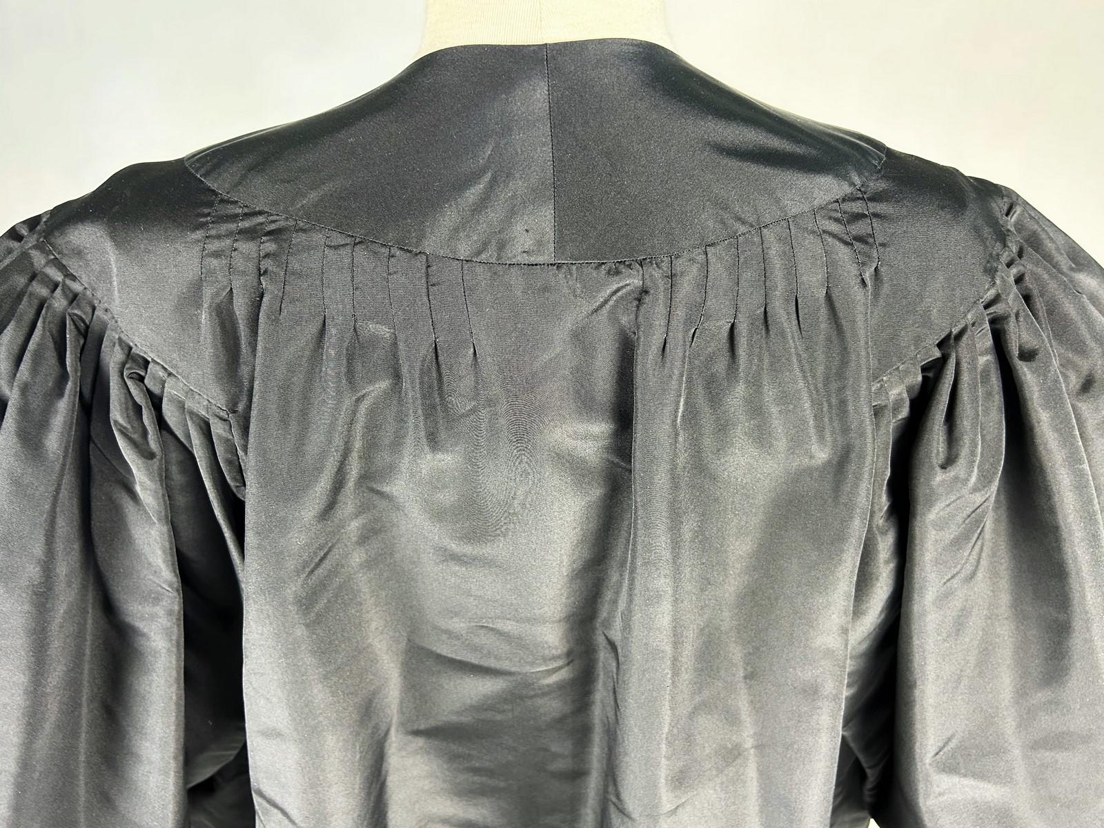 Schwarzer Abendmantel aus Seidenfaille von Pedro Rodriguez aus Spanien, ca. 1955-1960 im Angebot 8