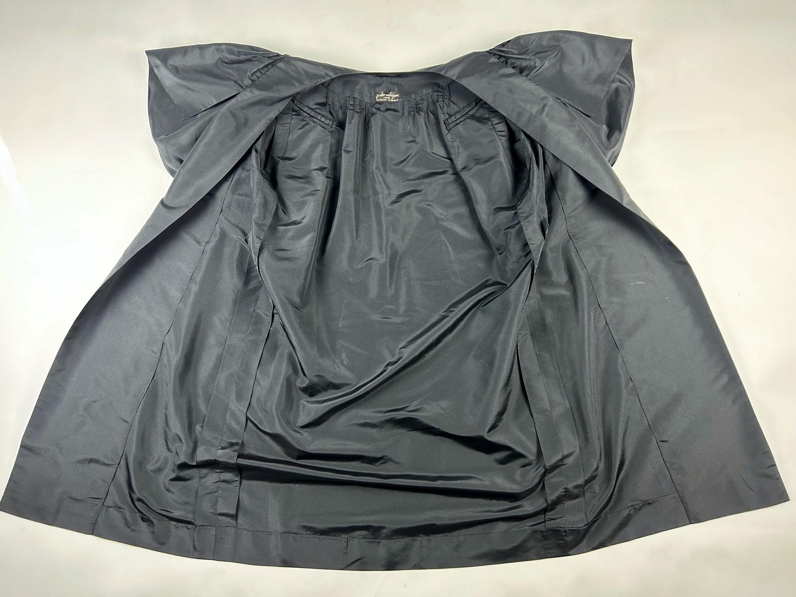 Schwarzer Abendmantel aus Seidenfaille von Pedro Rodriguez aus Spanien, ca. 1955-1960 im Angebot 9