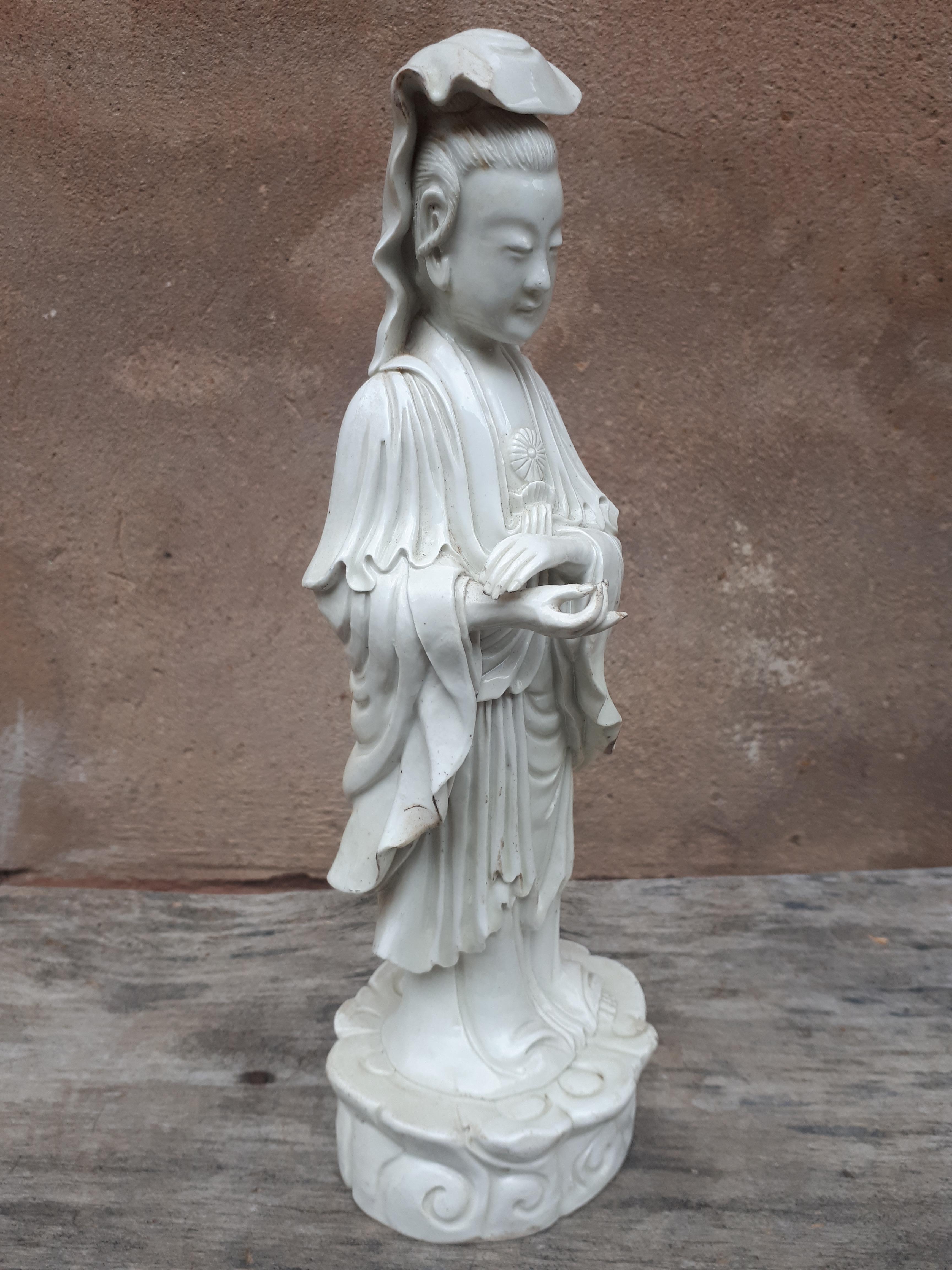 Qing A Blanc De Chine Guanyin, 19th Century For Sale