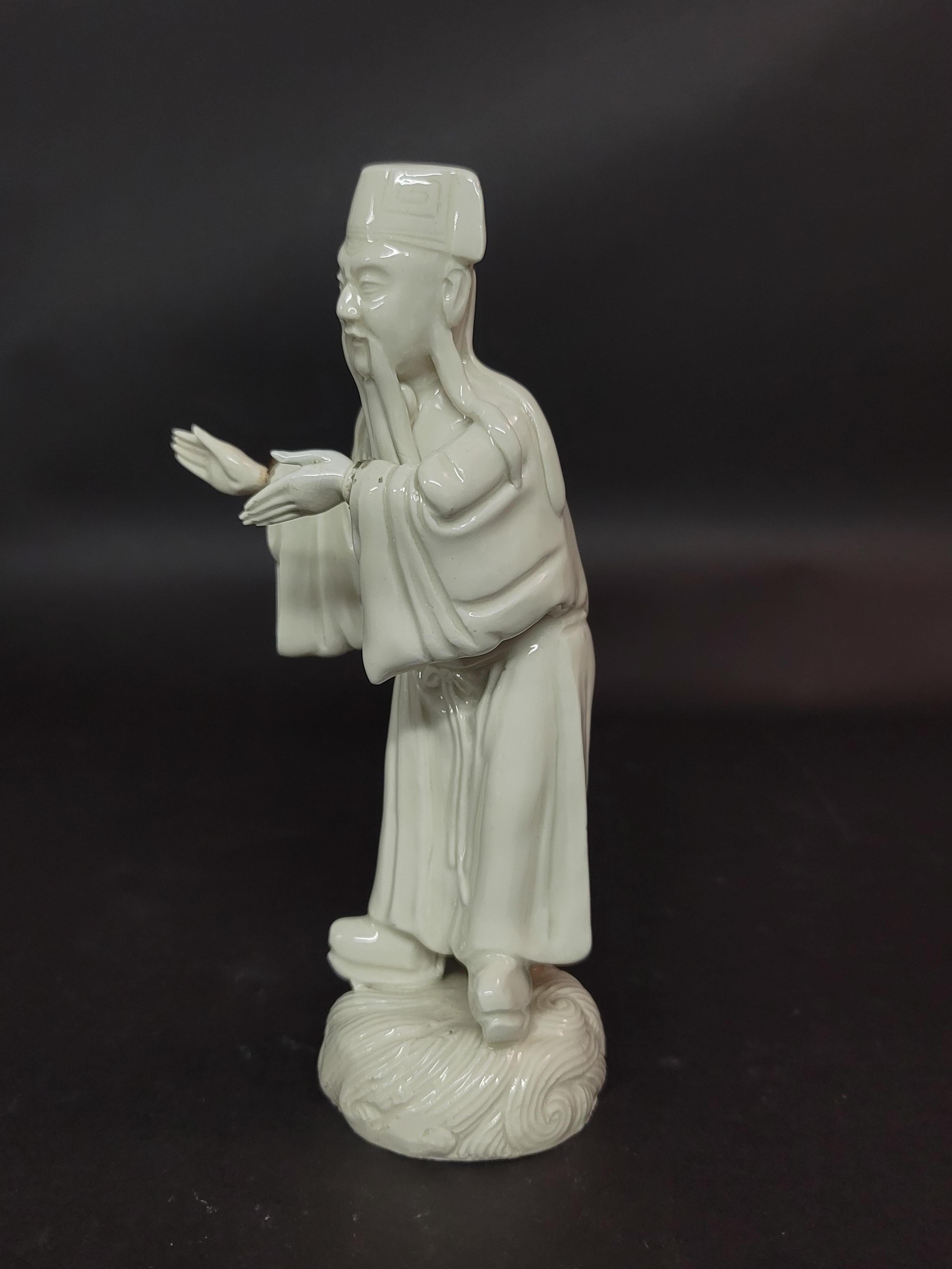 Blanc De Chine Immortal Figure, 19th Century In Good Condition For Sale In Norton, MA