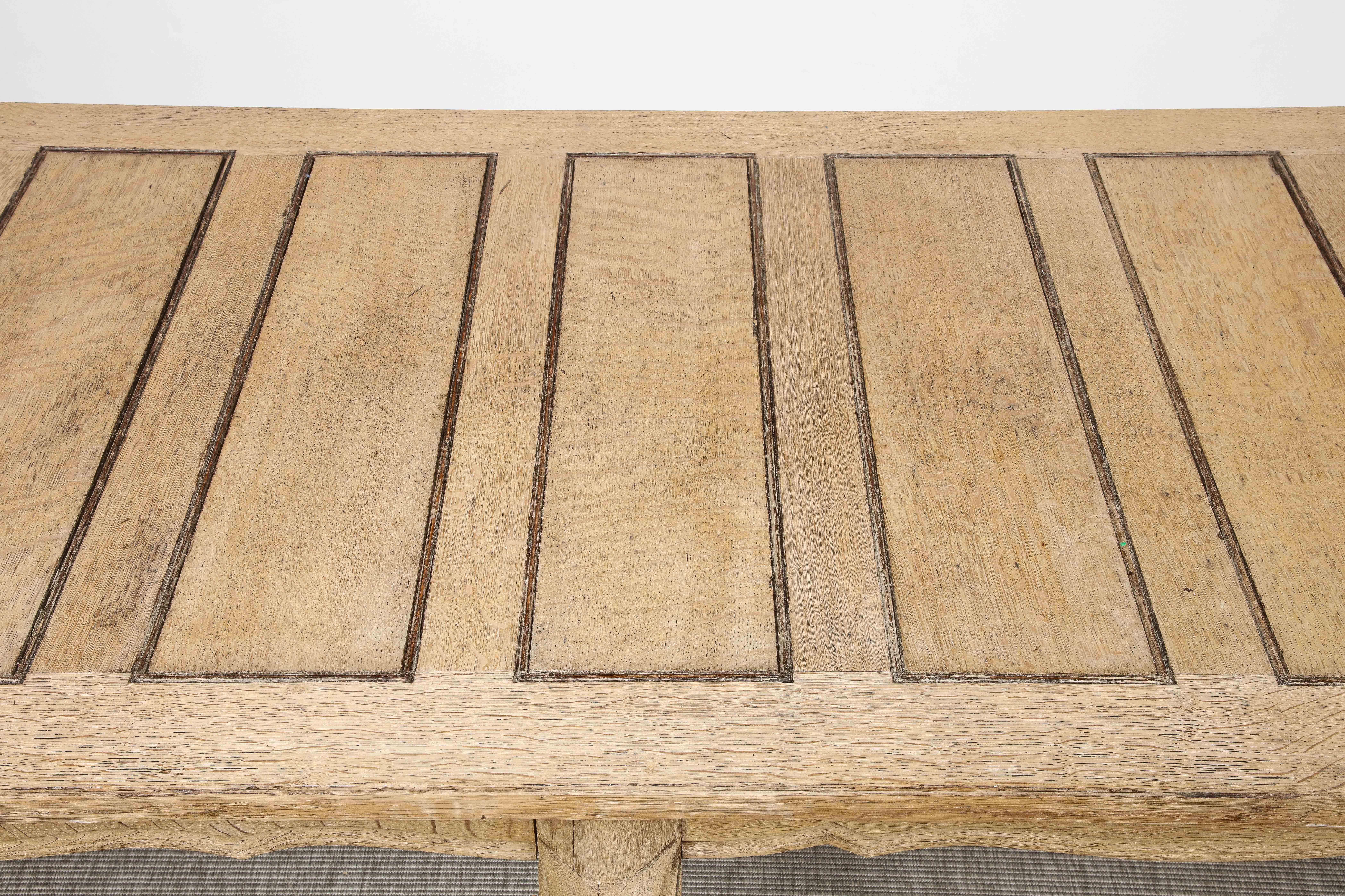 A Bleached Oak Louis XV Style Dining Table For Sale 5