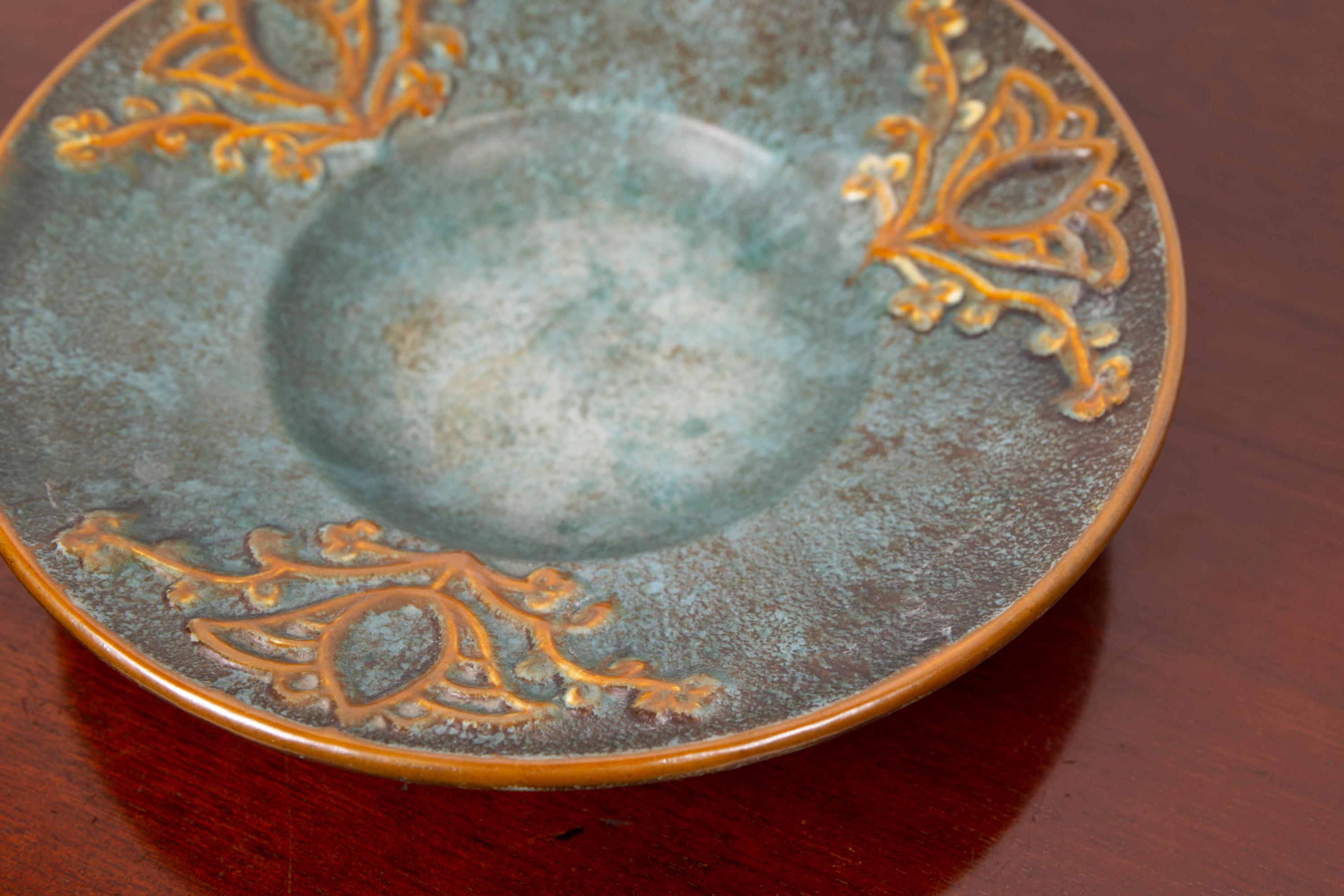 A blue and orange ceramic Art Deco plate by Michael Andersen, Denmark, 1940s For Sale 5