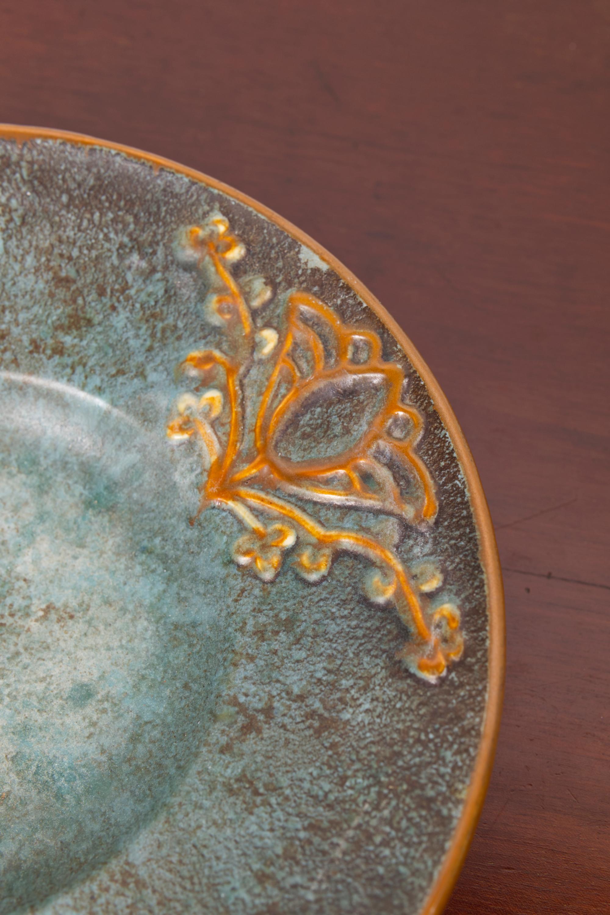 A blue and orange ceramic Art Deco plate by Michael Andersen, Denmark, 1940s For Sale 6