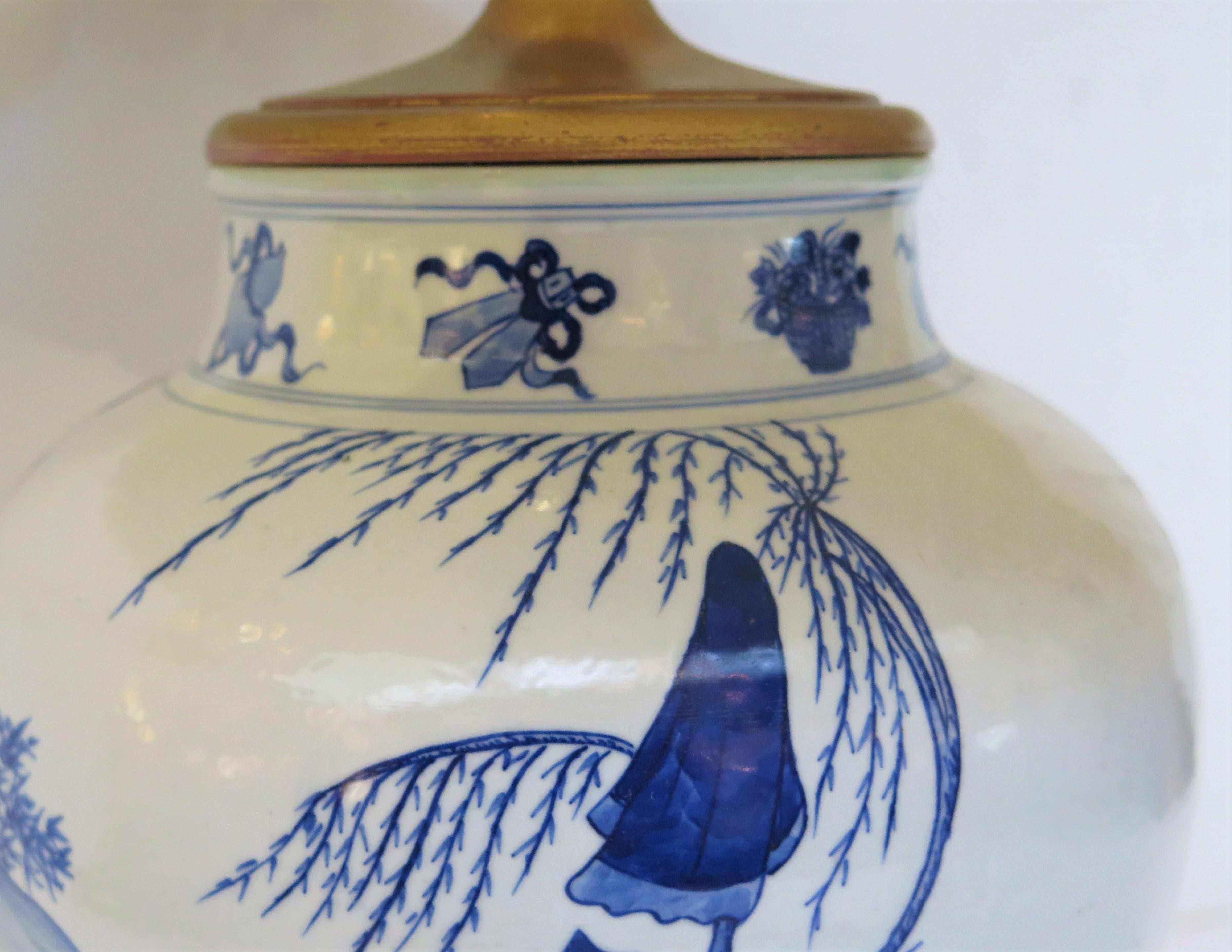 A Blue and White Chinese Porcelain Lamp 6