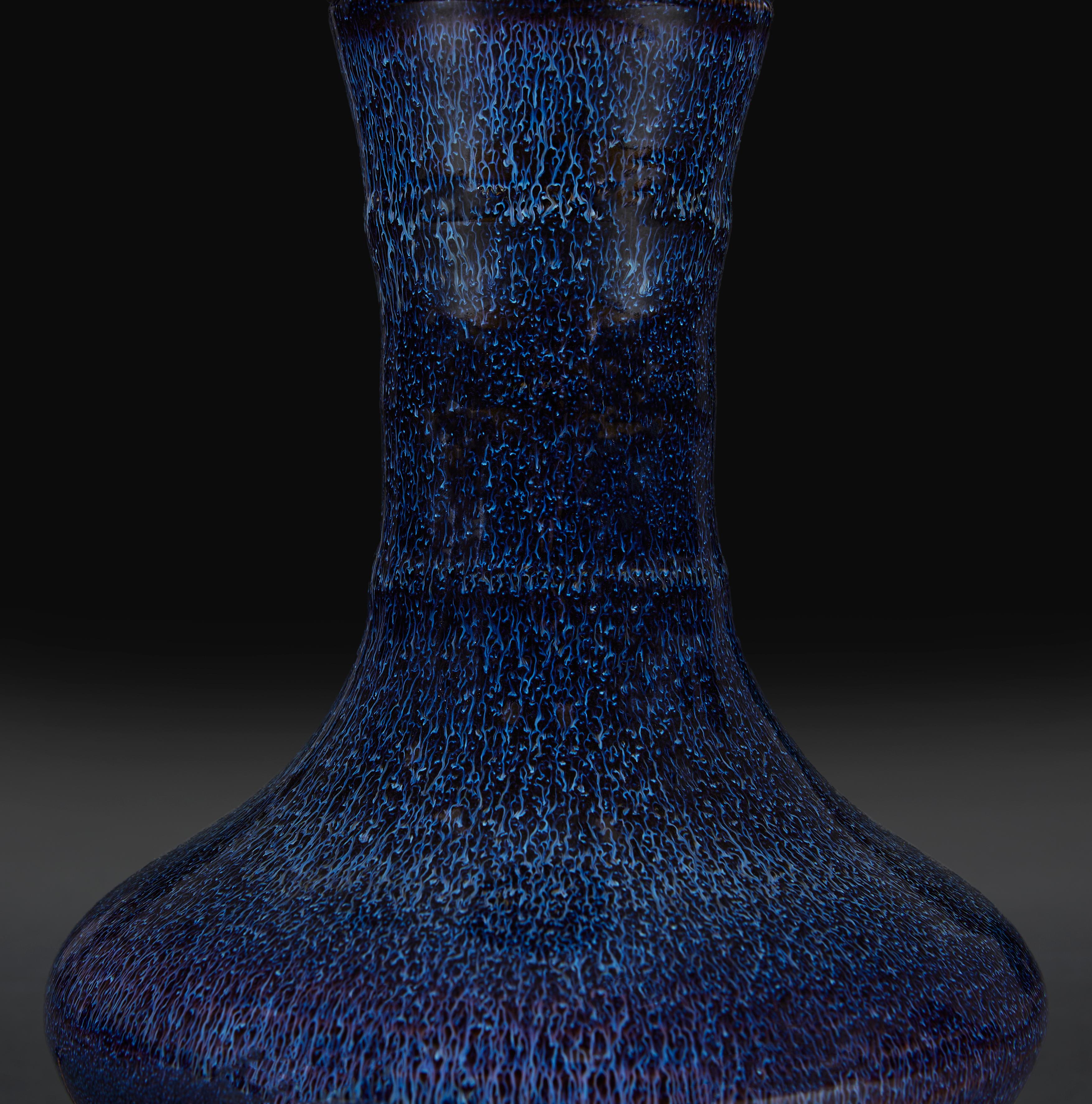 Un jarrón Craquelle azul como lámpara en Bueno estado para la venta en London, GB