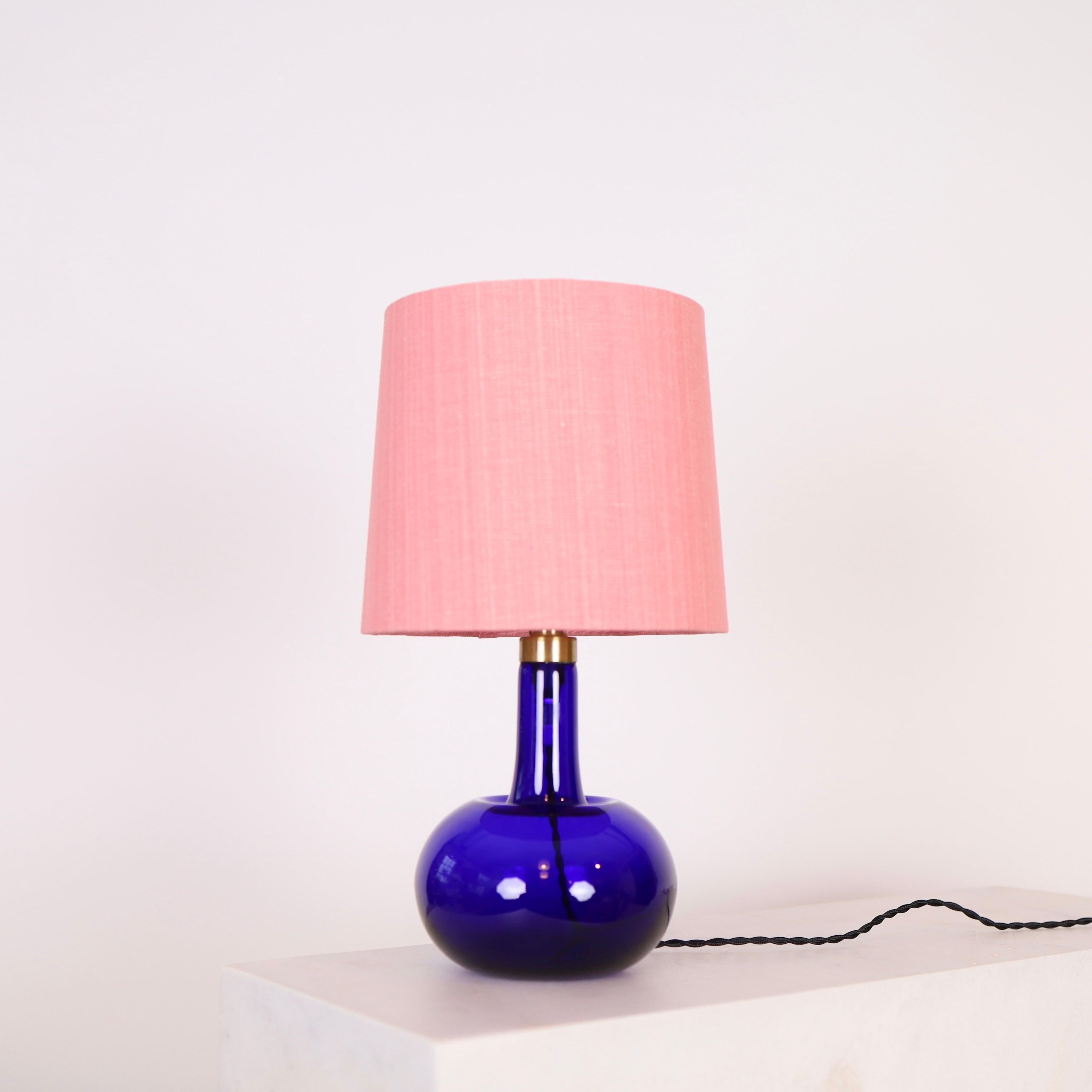 A blue Glass Desk Lamp by Michael Bang for Holmegaard, 1970s, Denmark For Sale 1