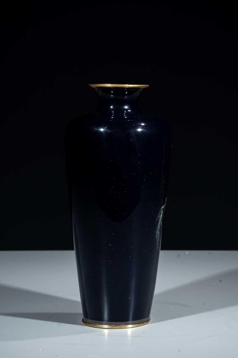 Japanese A blue-ground cloisonné vase depicting herons and a weeping willow For Sale