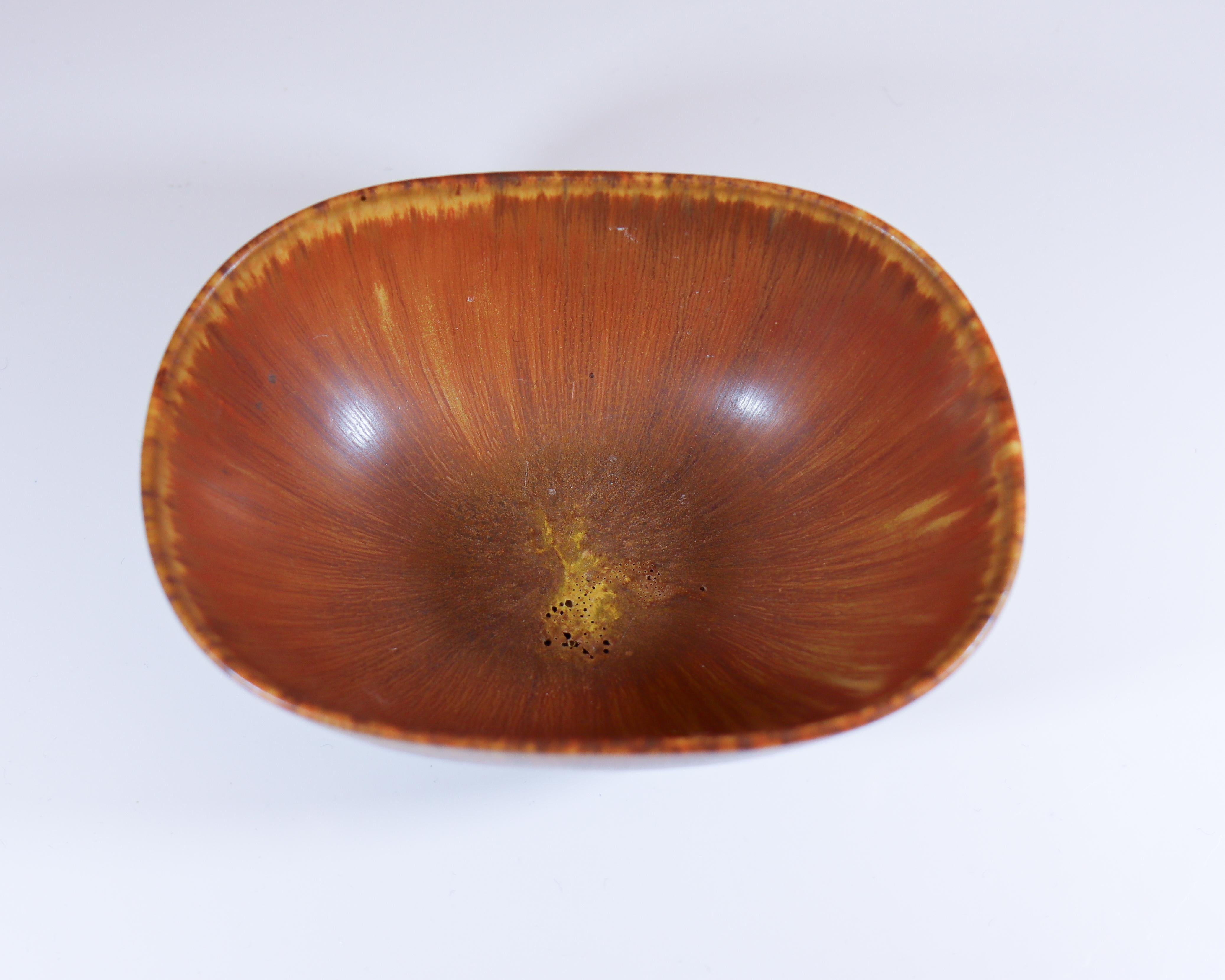 XX secolo Ciotola in ceramica blu d'epoca - Gunnar Nylund - Rörstrand Svezia 1950s in vendita
