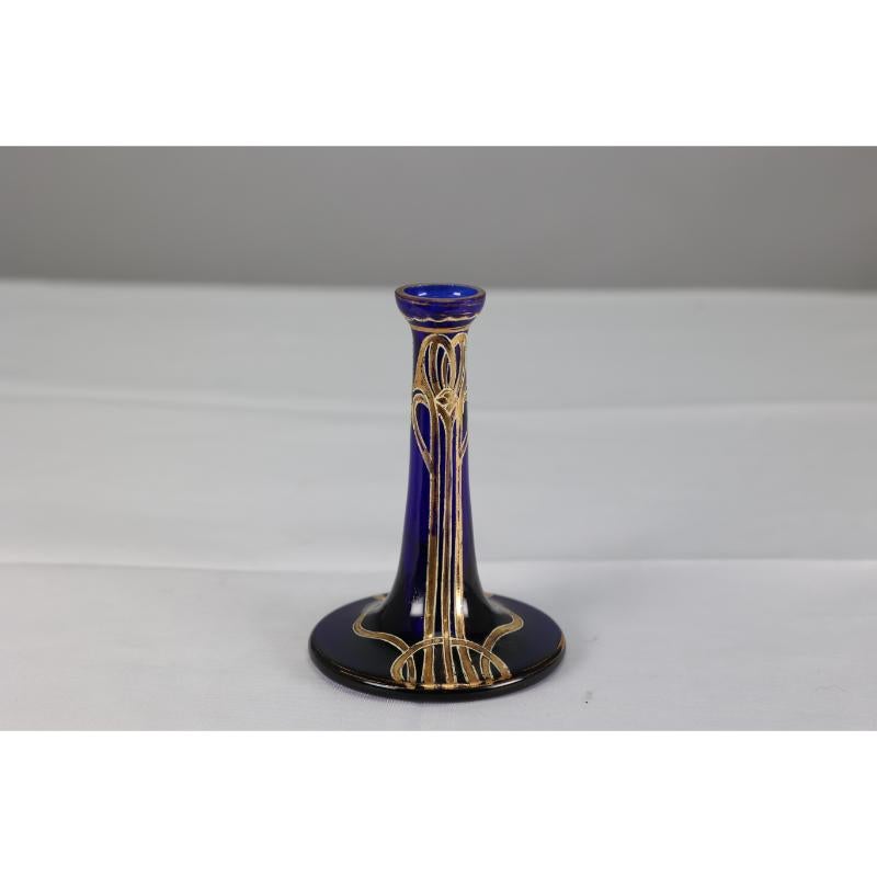 A Bohemian Austrian Art Nouveau gilded glass flower vase in Bristol blue colour. For Sale 5