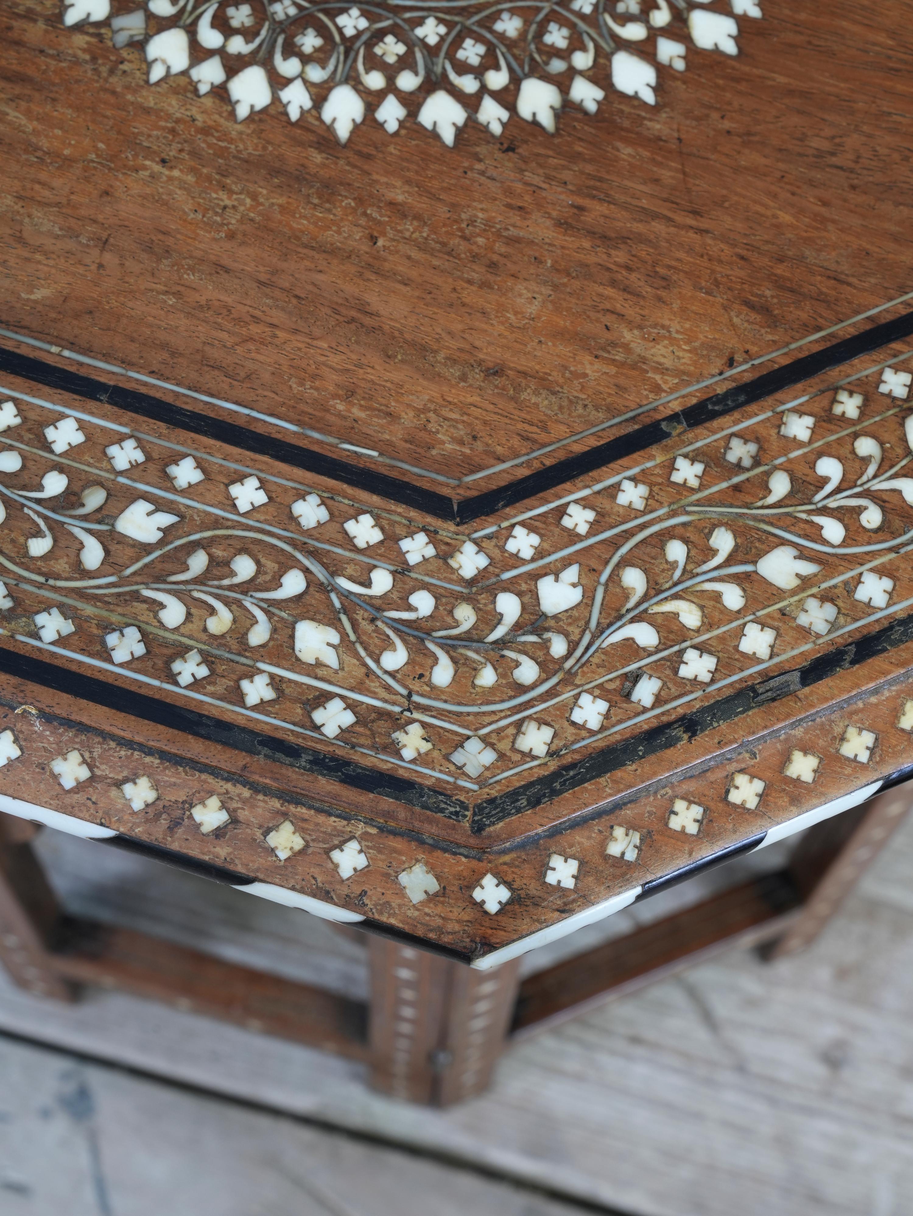 Bone & Ebony Inlaid Hoshiarpur Table In Good Condition In Conwy, GB